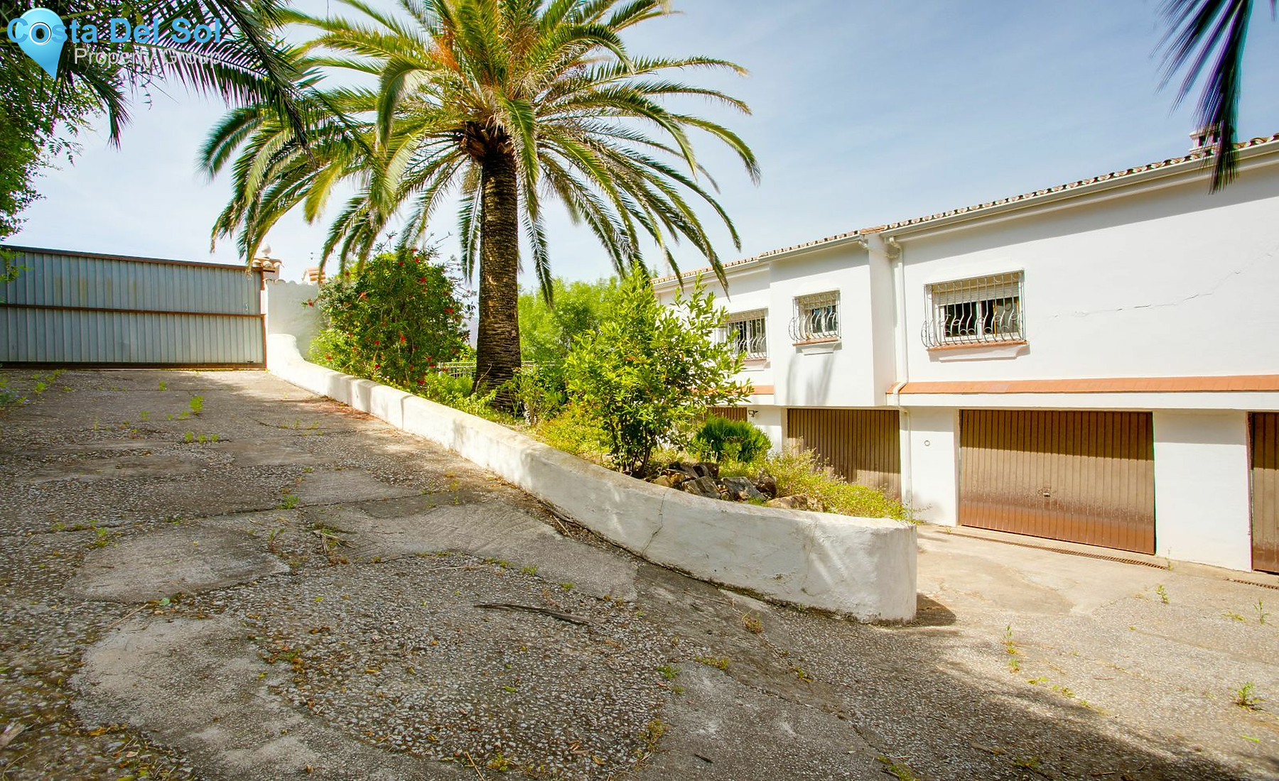 Detached Villa in Estepona-1151708