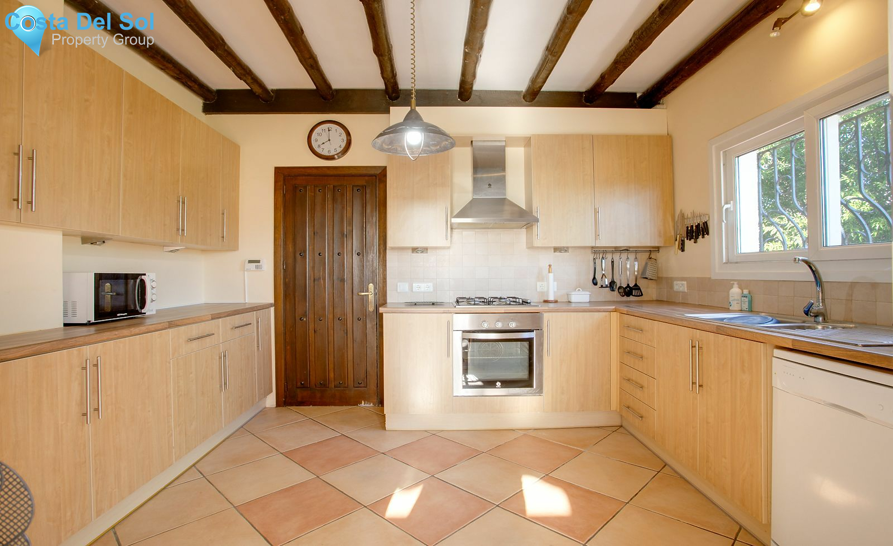 Detached Villa in Estepona-1151711