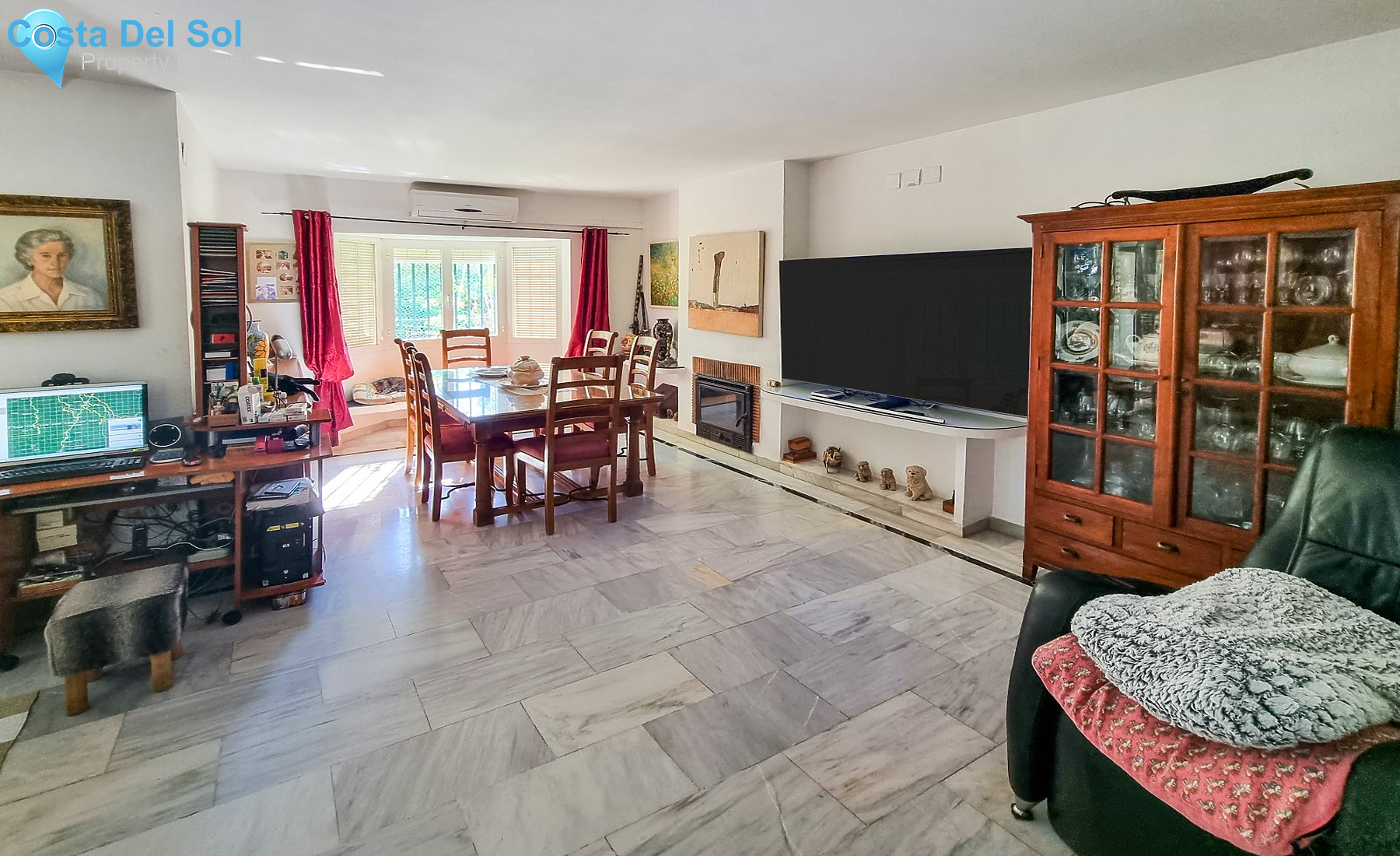 Detached Villa in Estepona-1157010