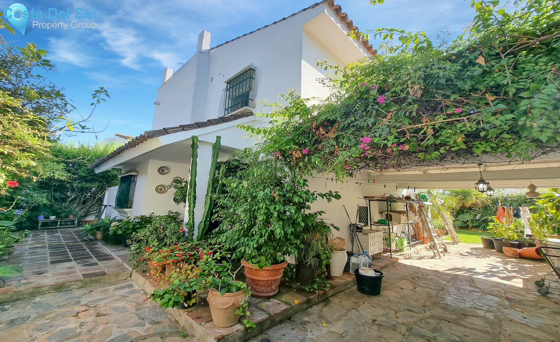 Detached Villa in Estepona-1156997
