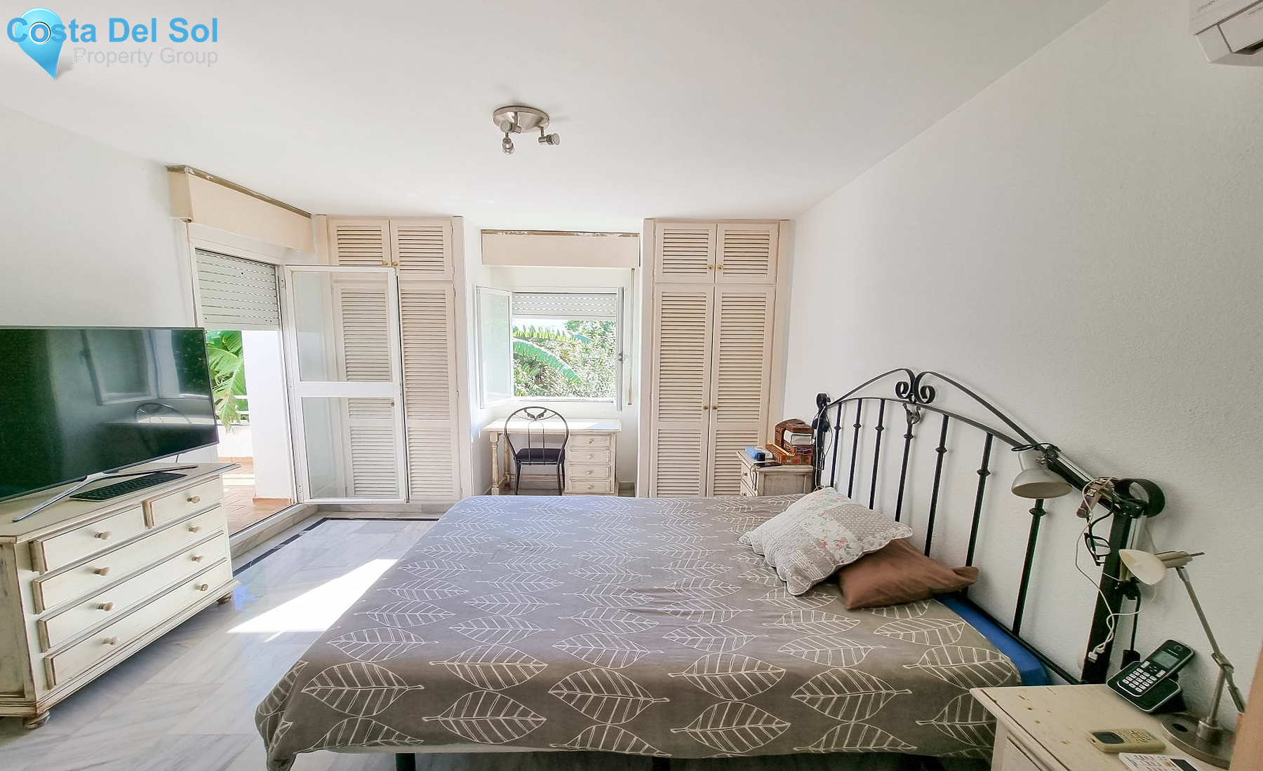 Detached Villa in Estepona-1157004