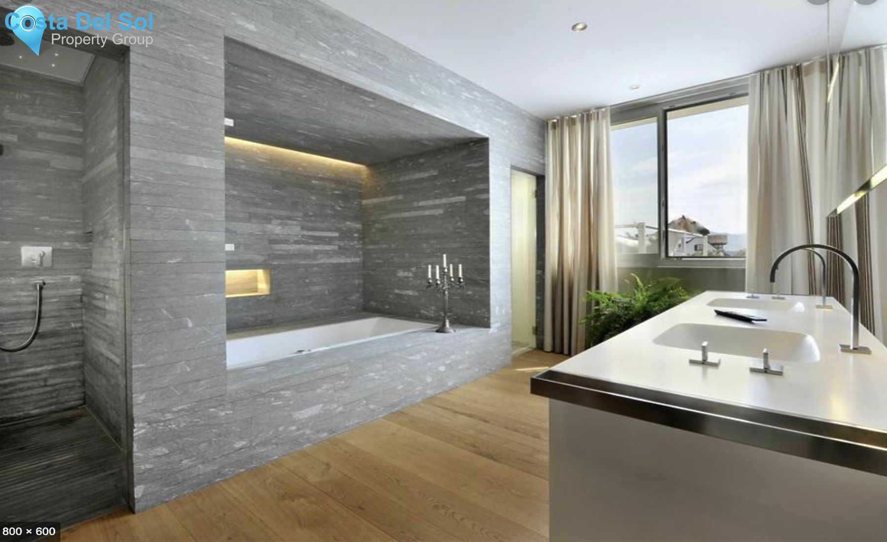 Detached Villa in Estepona-1178637