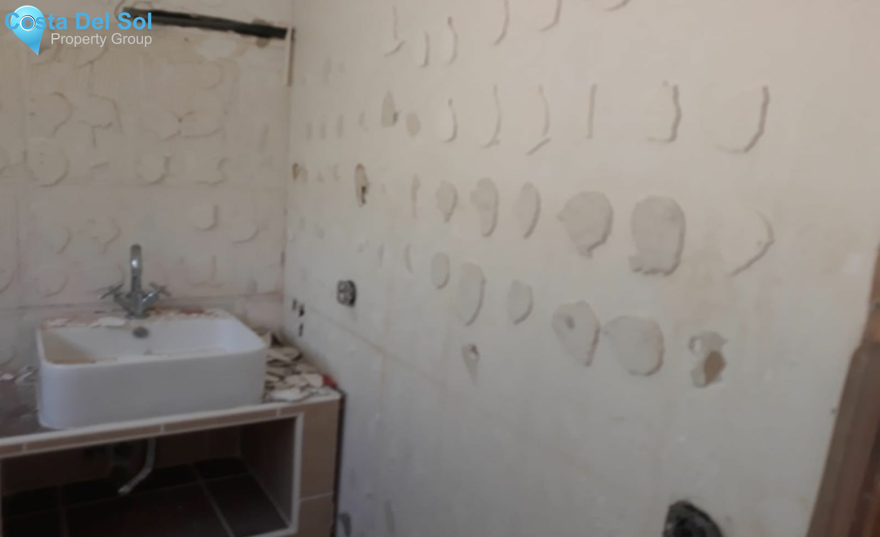 Detached Villa in Estepona-1180073