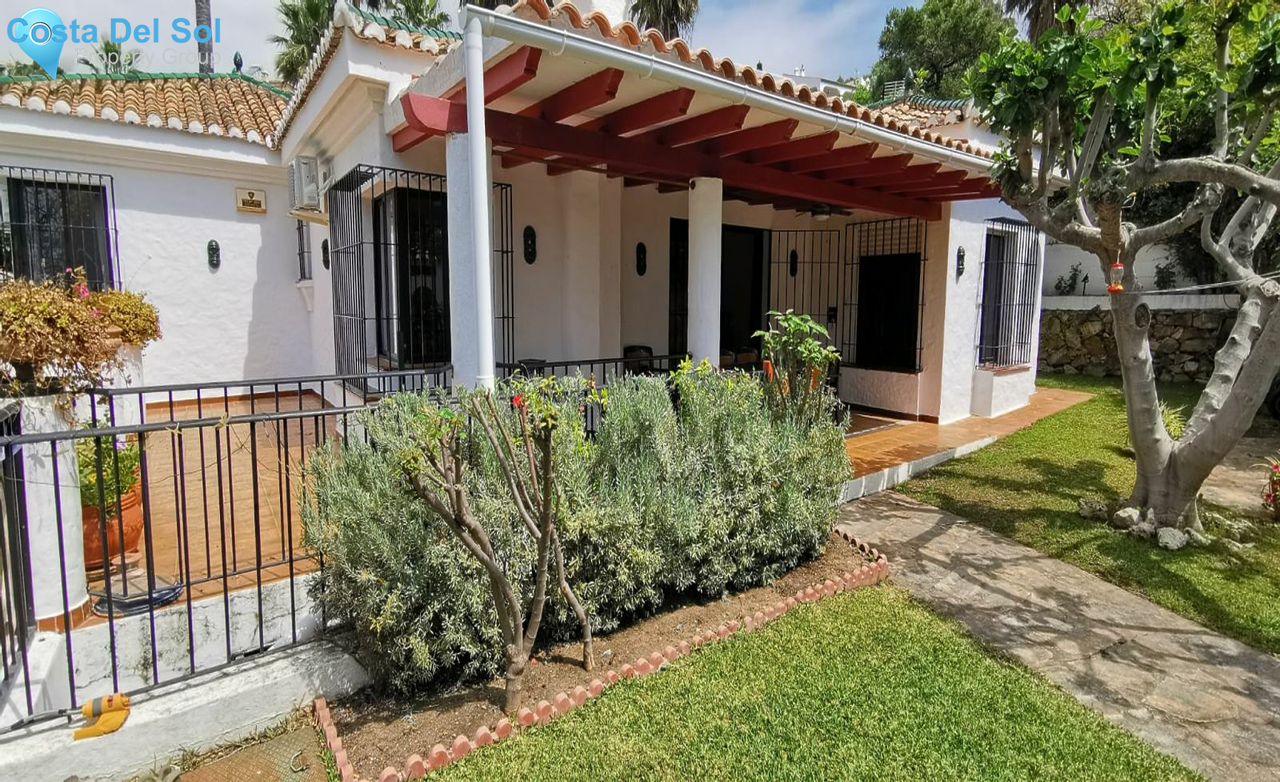 Detached Villa in Estepona-1183826
