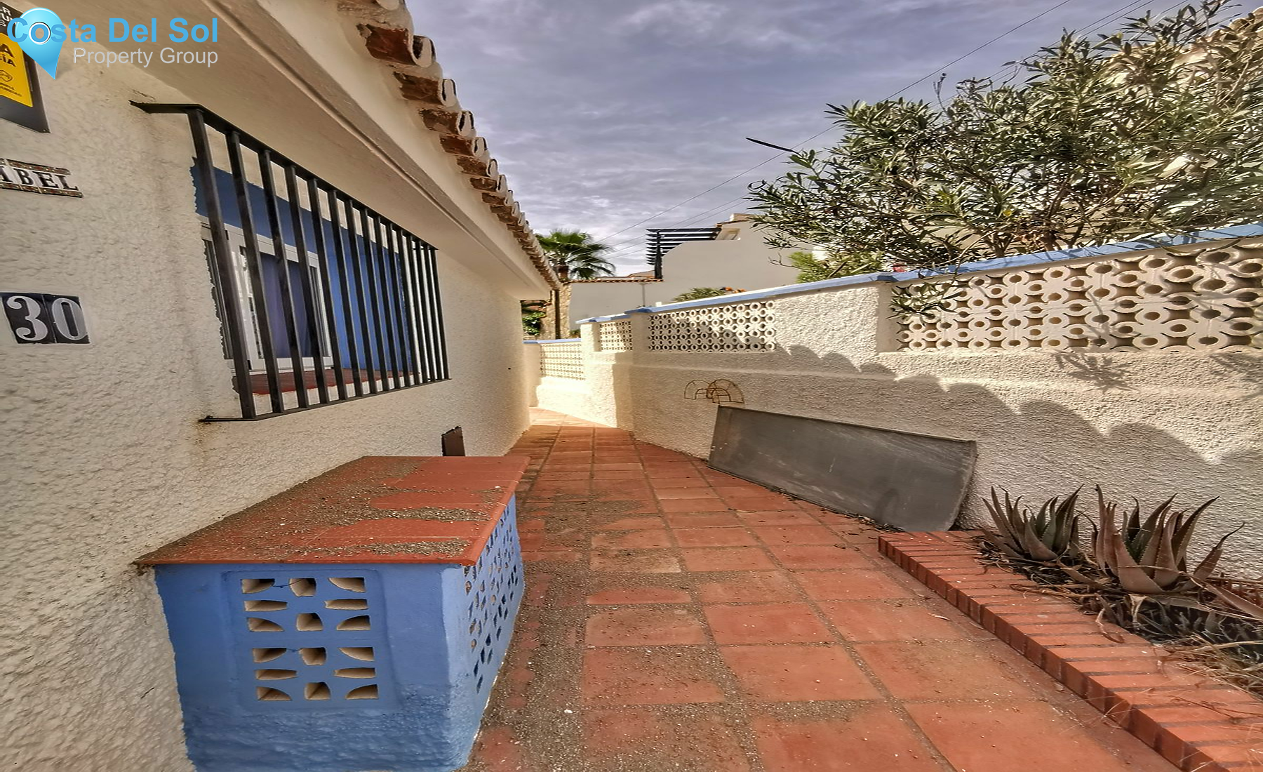 Detached Villa in Estepona-1464182