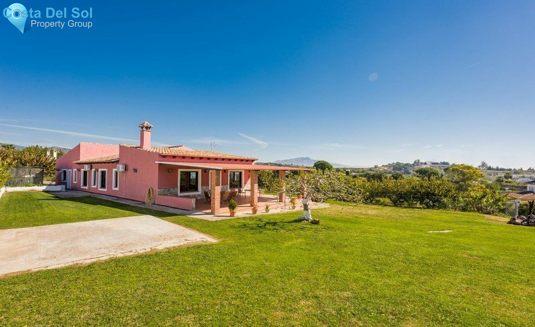 Detached Villa in Estepona