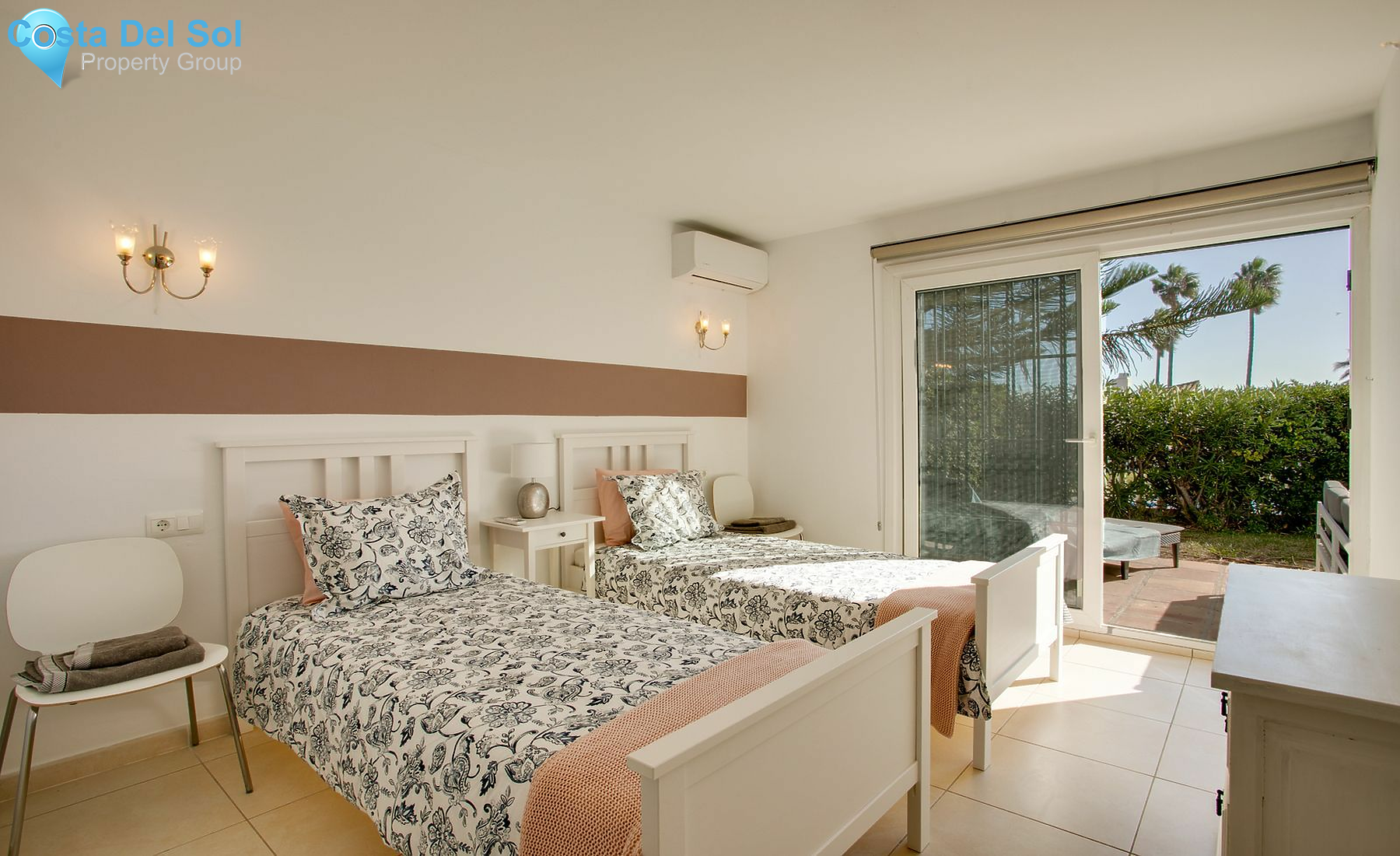 Detached Villa in Estepona-1520036