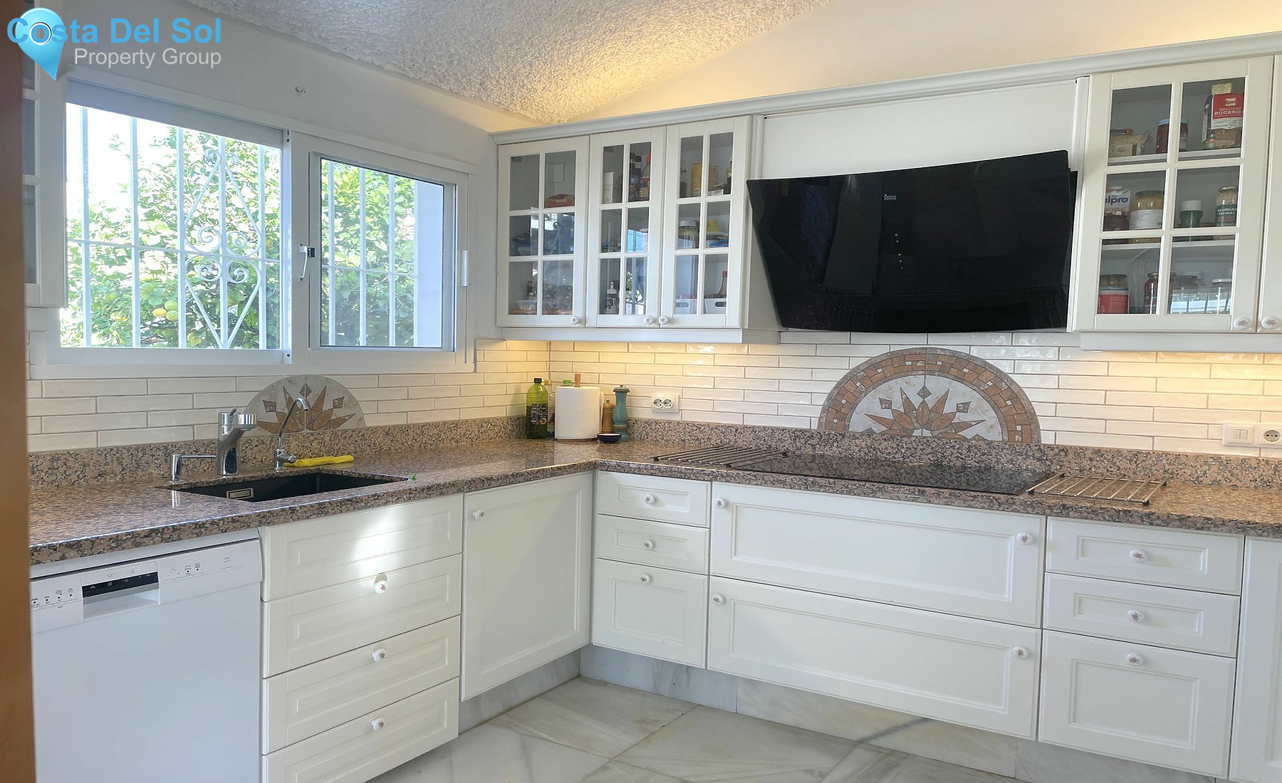 Detached Villa in Estepona-1532440