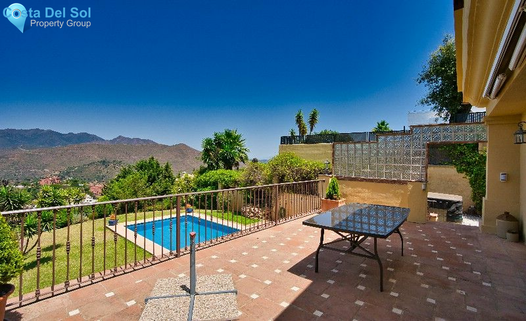 Detached Villa in La Mairena-1465882