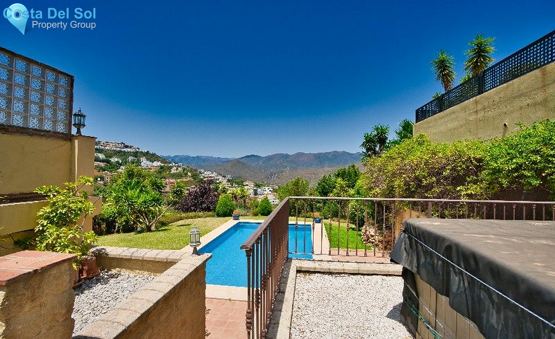 Detached Villa in La Mairena-1465873
