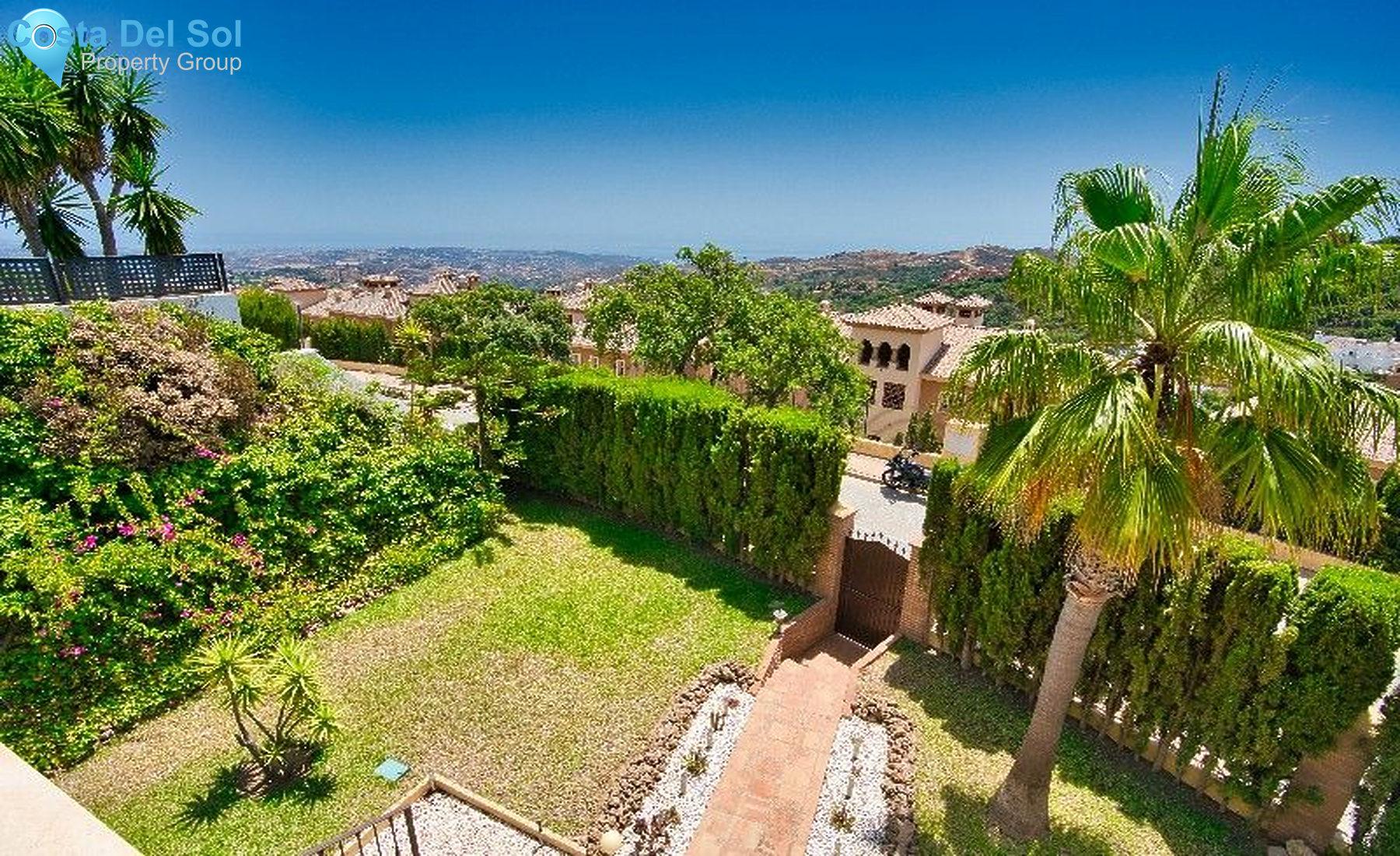 Detached Villa in La Mairena-1465875