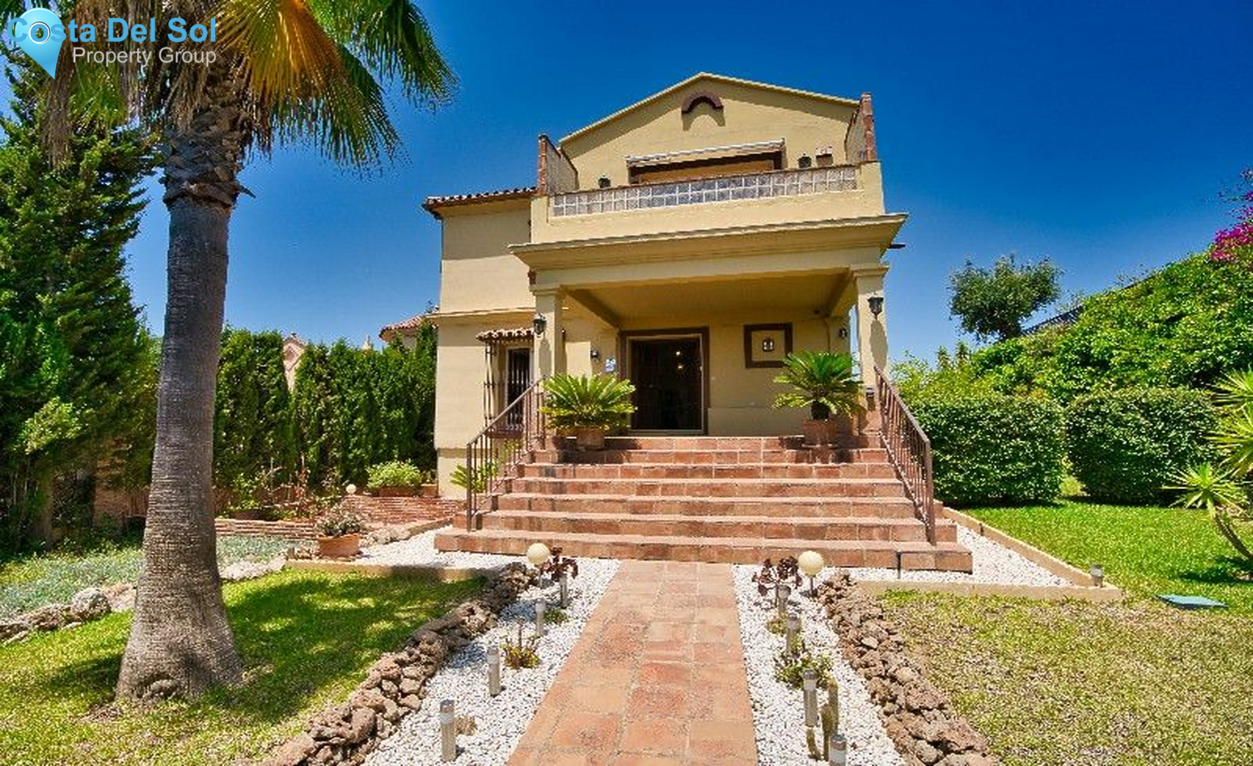 Detached Villa in La Mairena-1465879