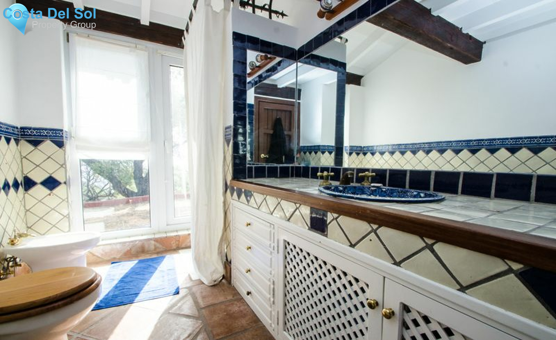 Detached Villa in La Mairena-1551971