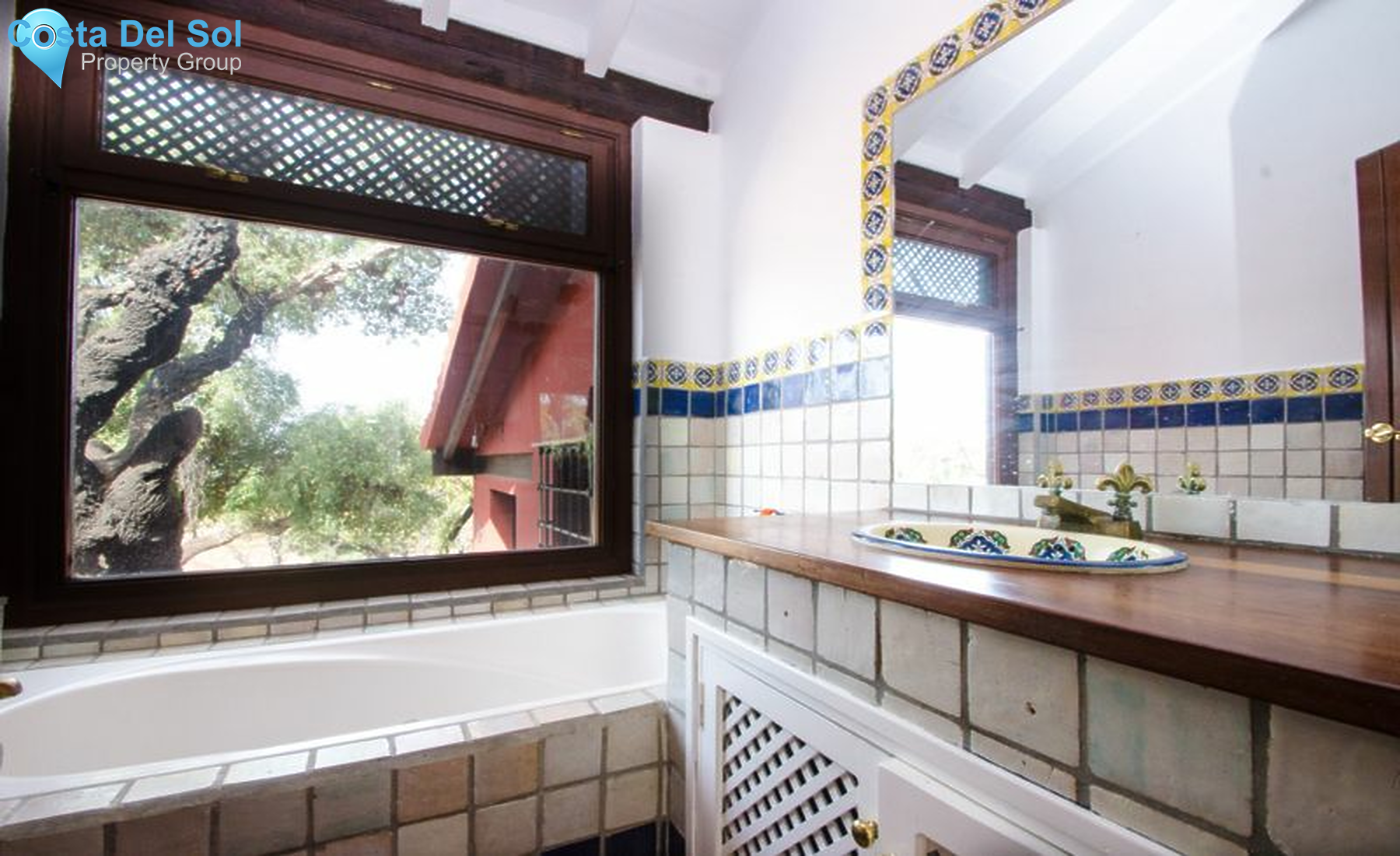 Detached Villa in La Mairena-1551972