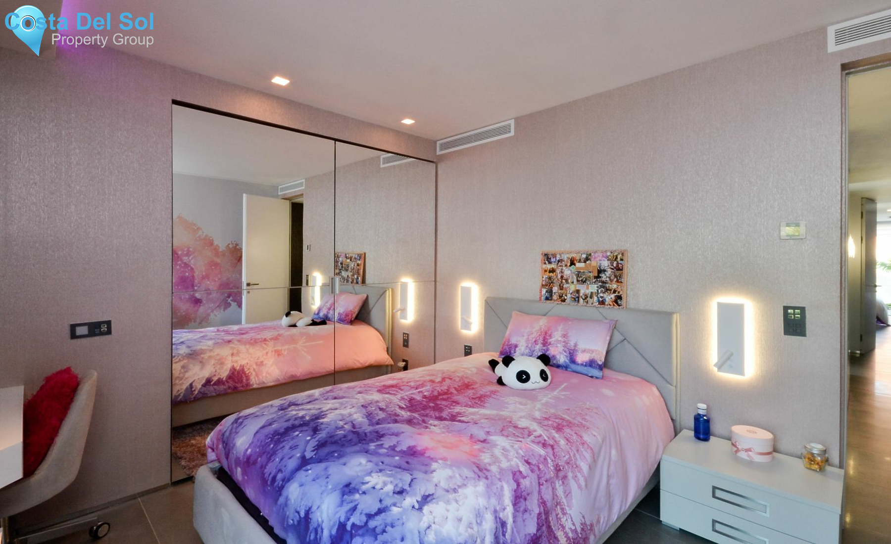 Detached Villa in Las Chapas-1395756