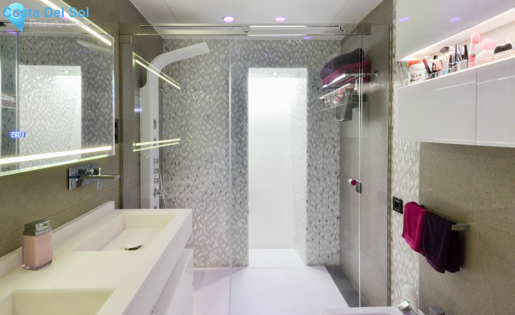 Detached Villa in Las Chapas-1395757