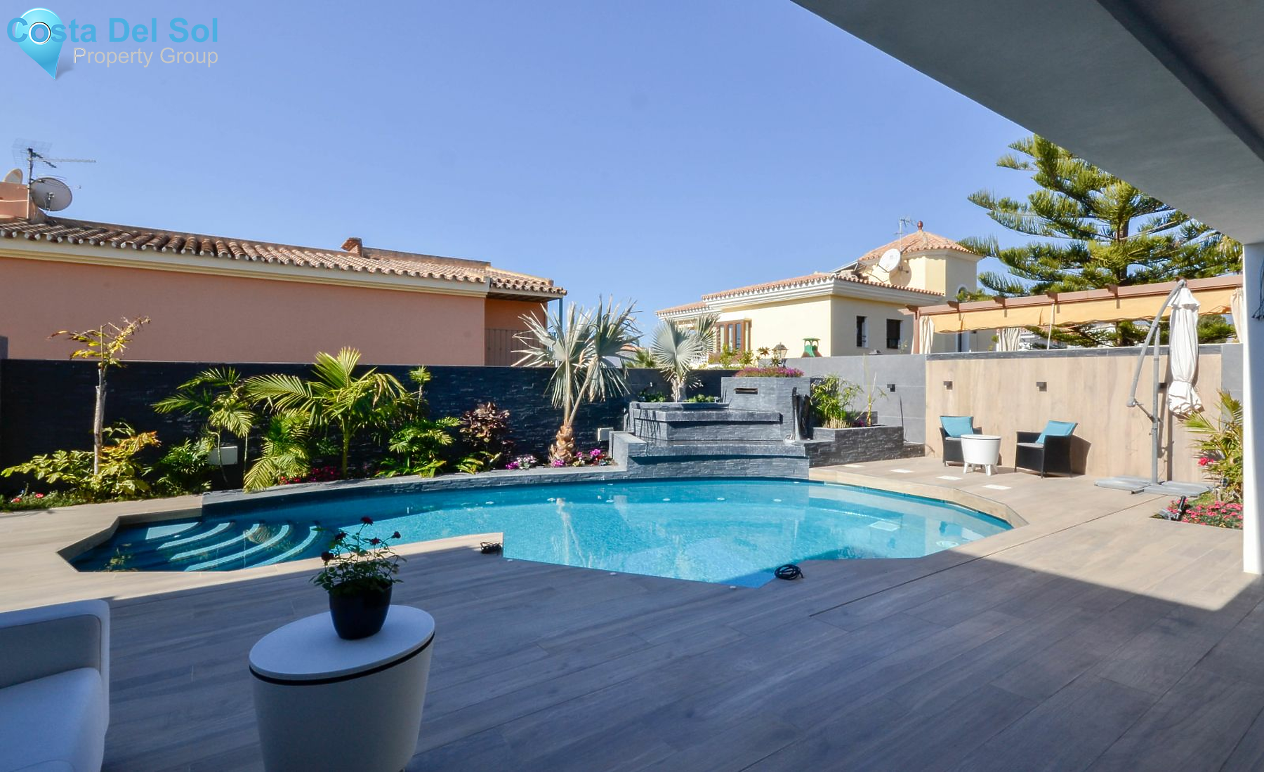 Detached Villa in Las Chapas-1395746