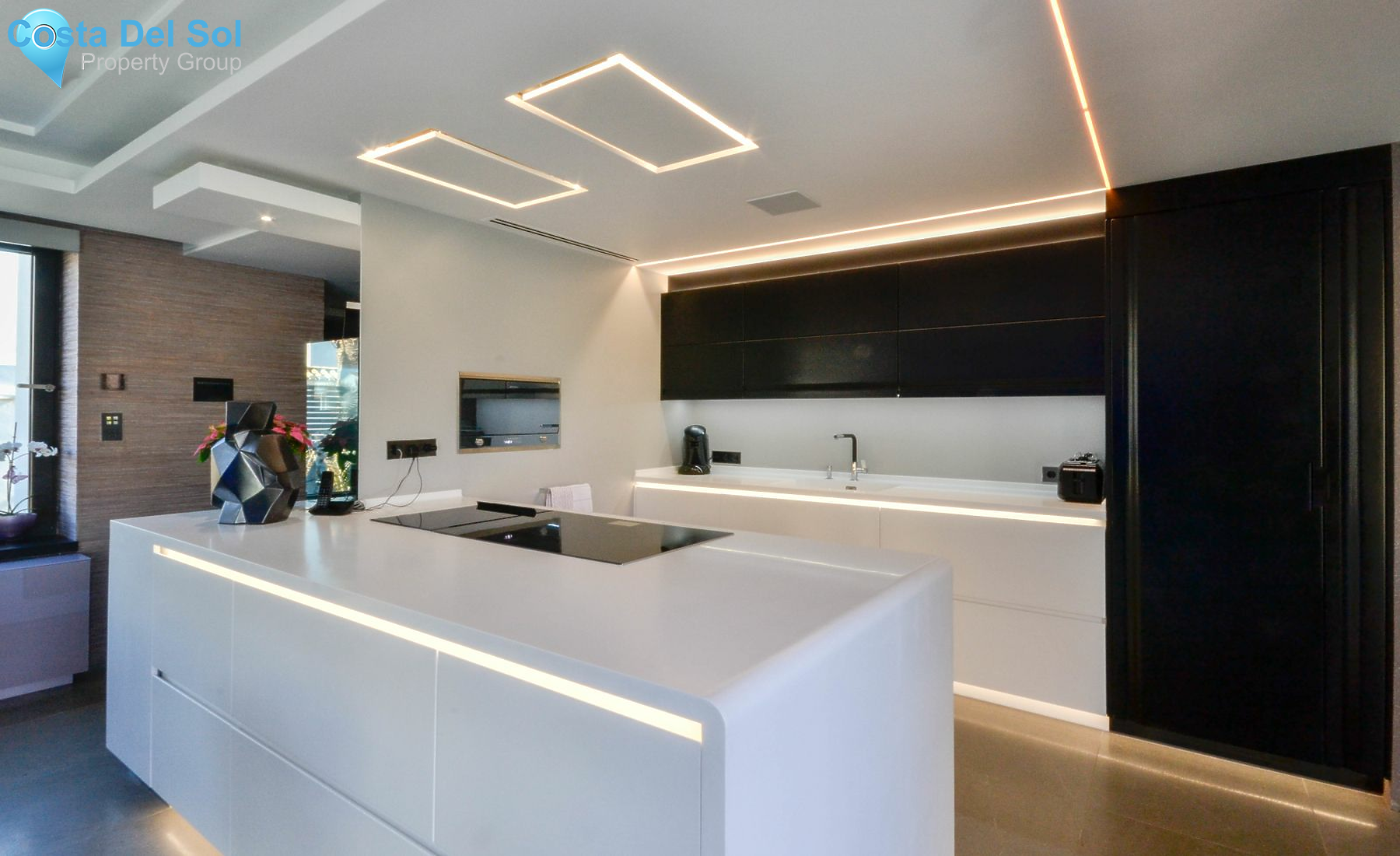 Detached Villa in Las Chapas-1395751