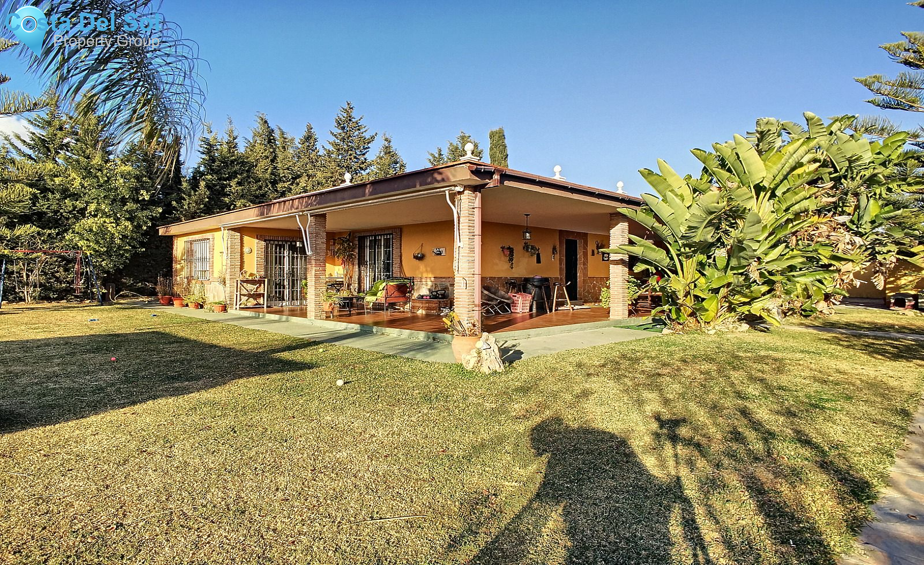 Detached Villa in Las Lagunas-1211477