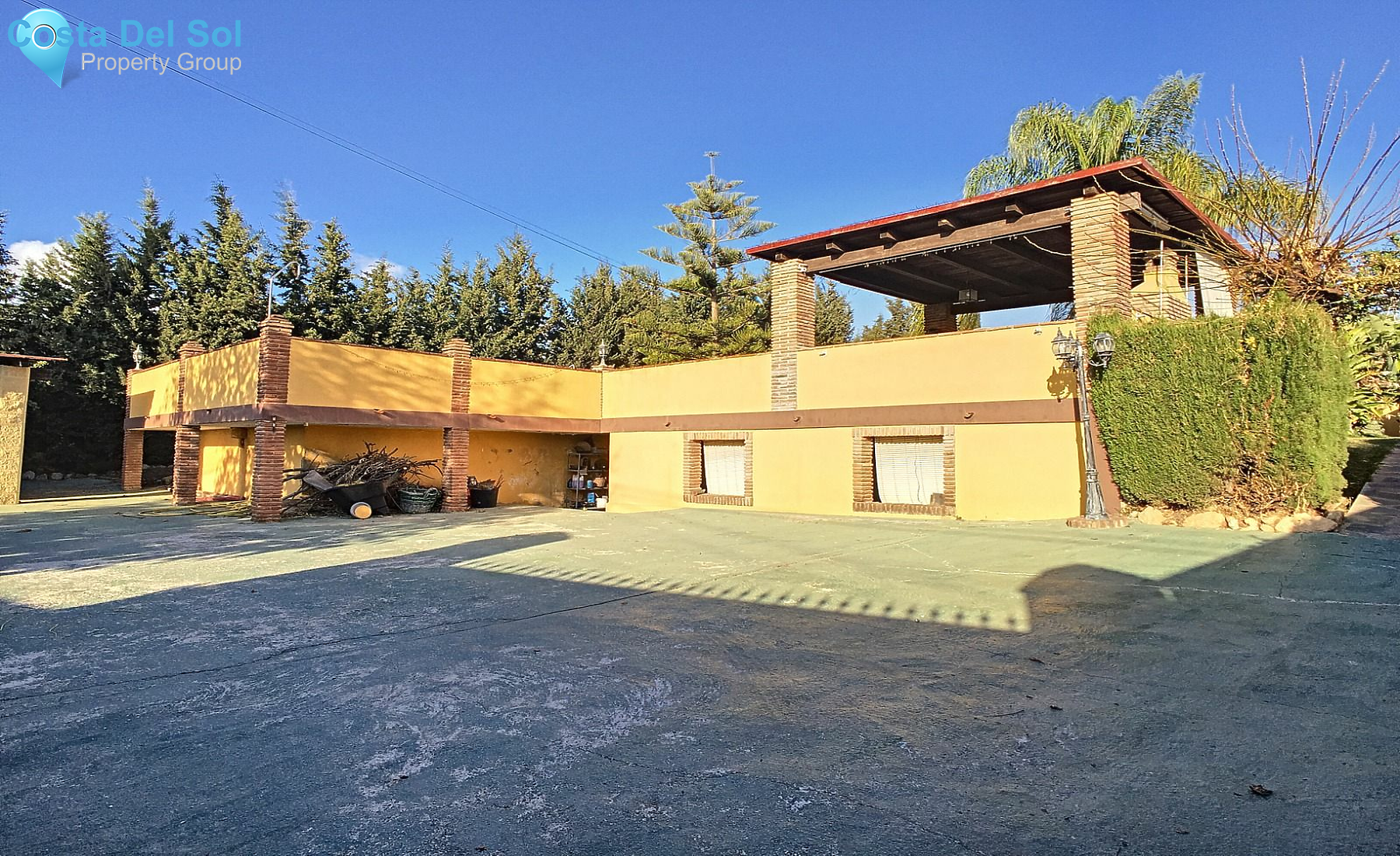 Detached Villa in Las Lagunas-1211479