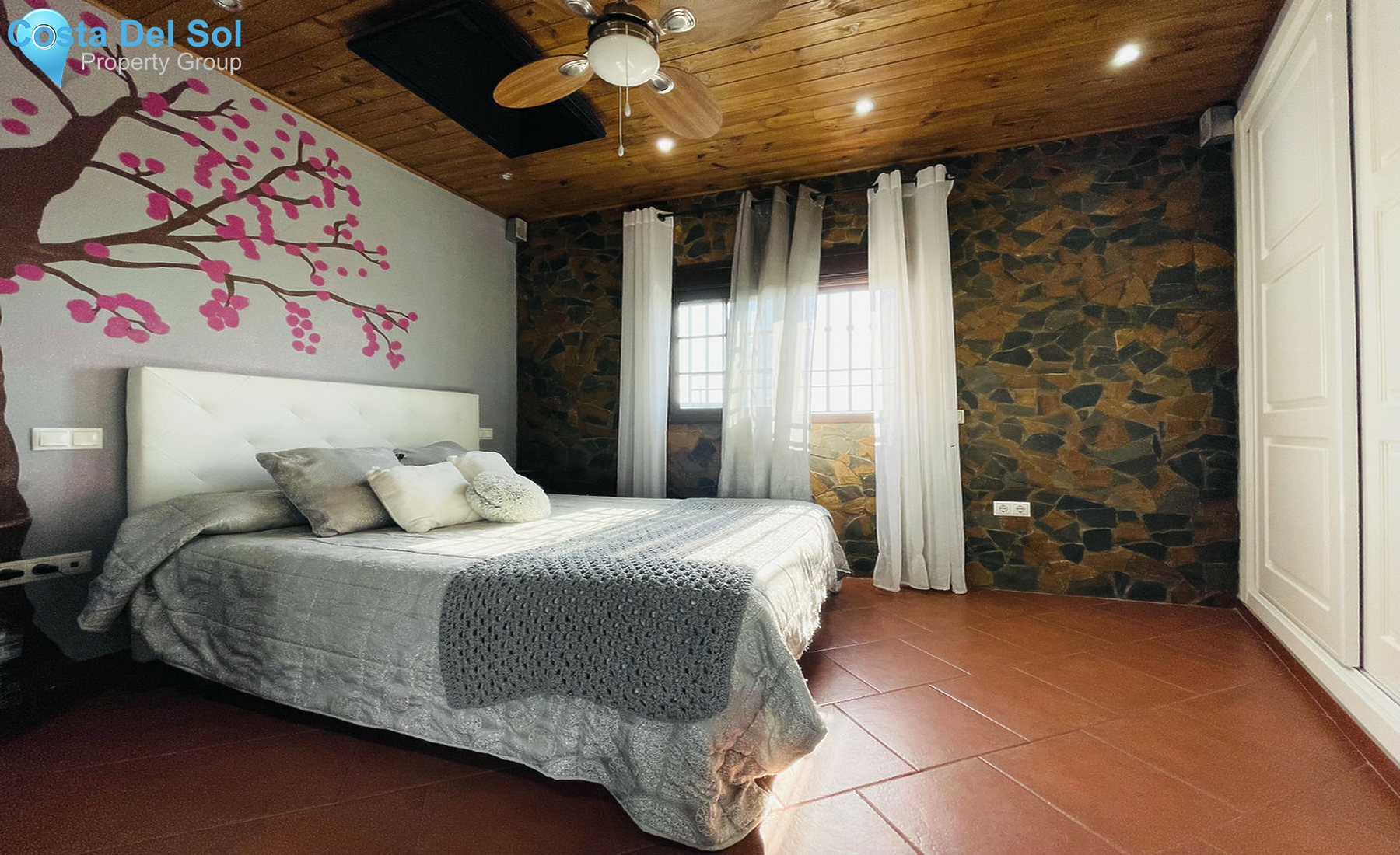 Detached Villa in Manilva-709239
