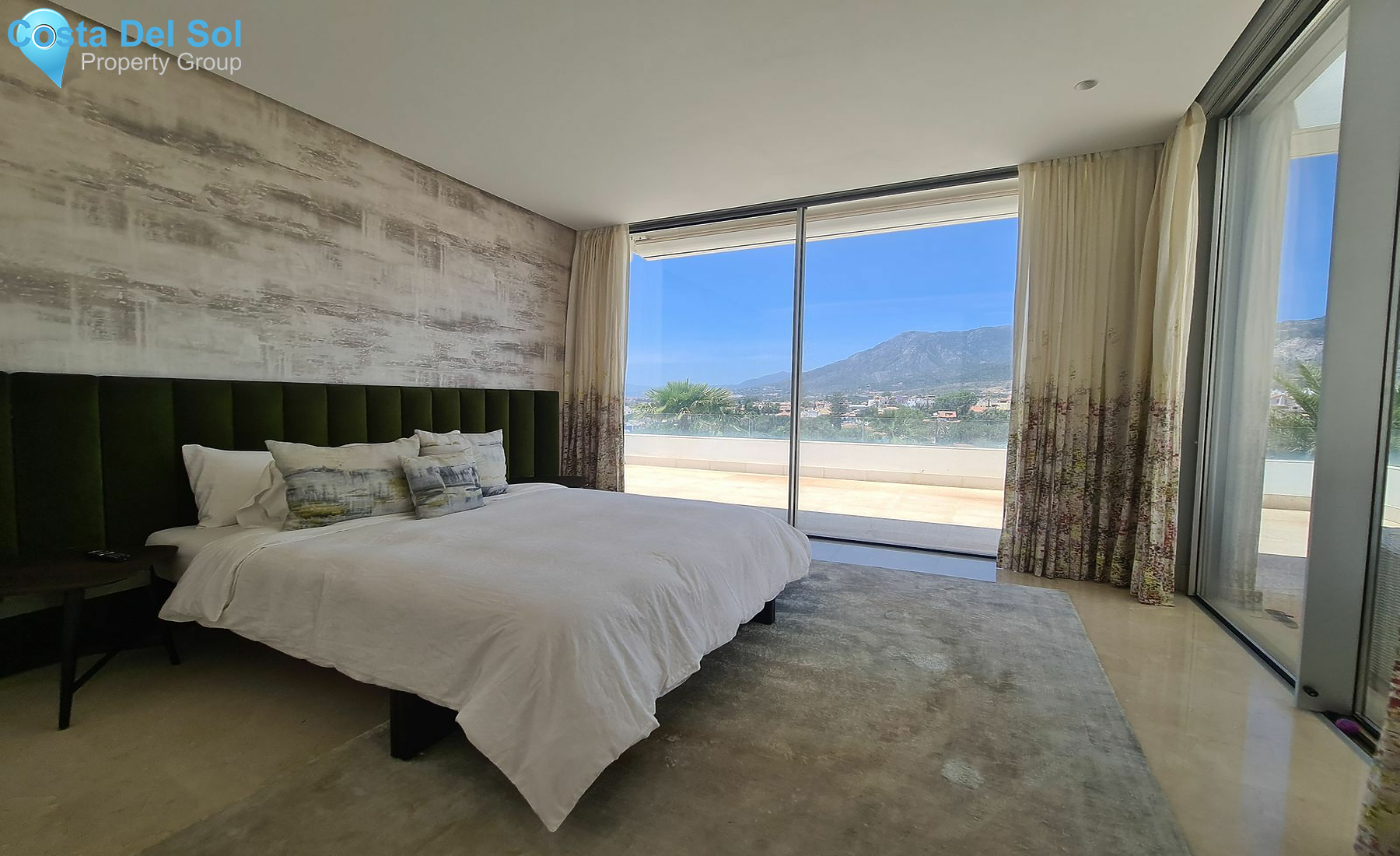 Detached Villa in Marbella-1154141
