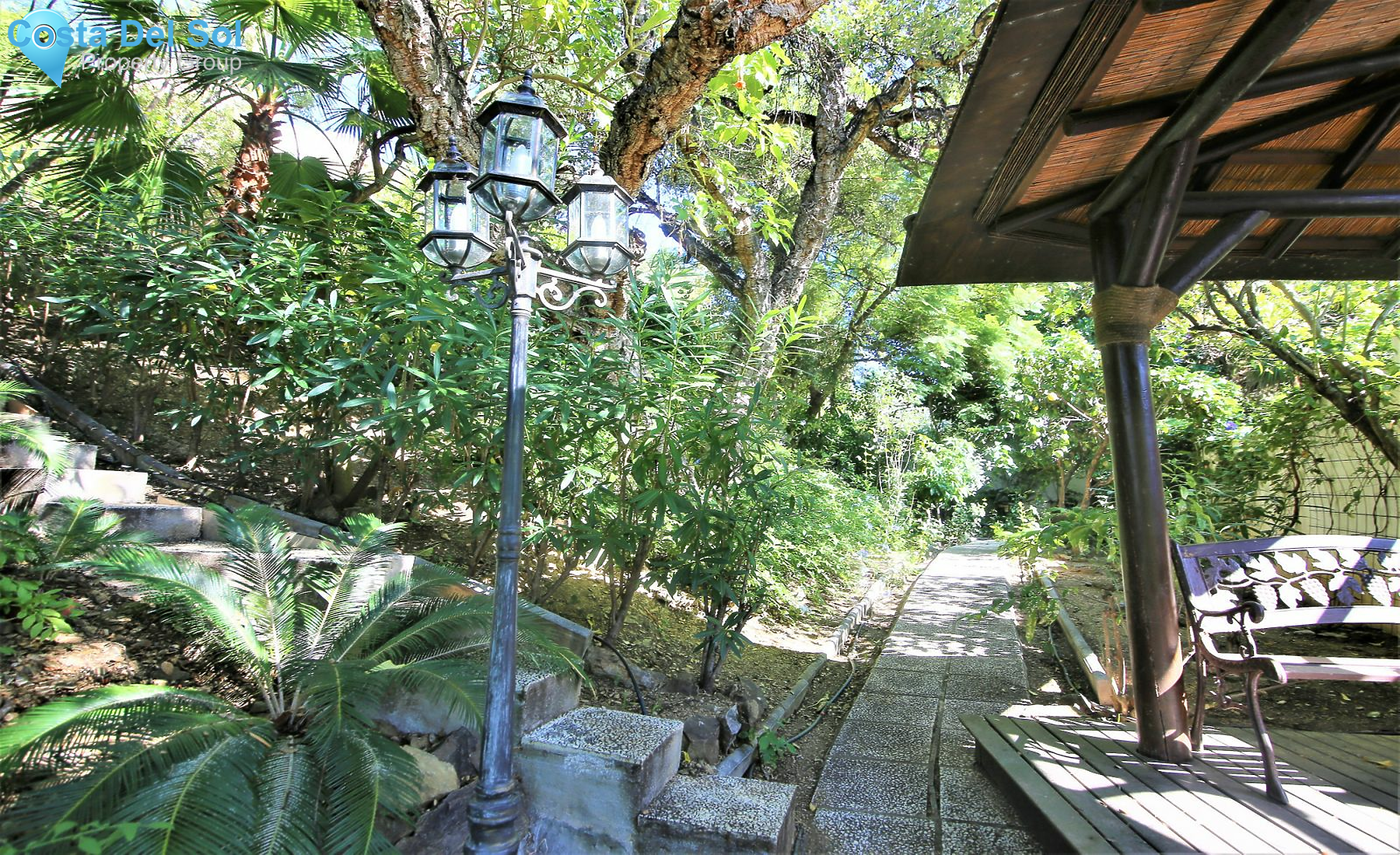 Detached Villa in Marbella-1223043