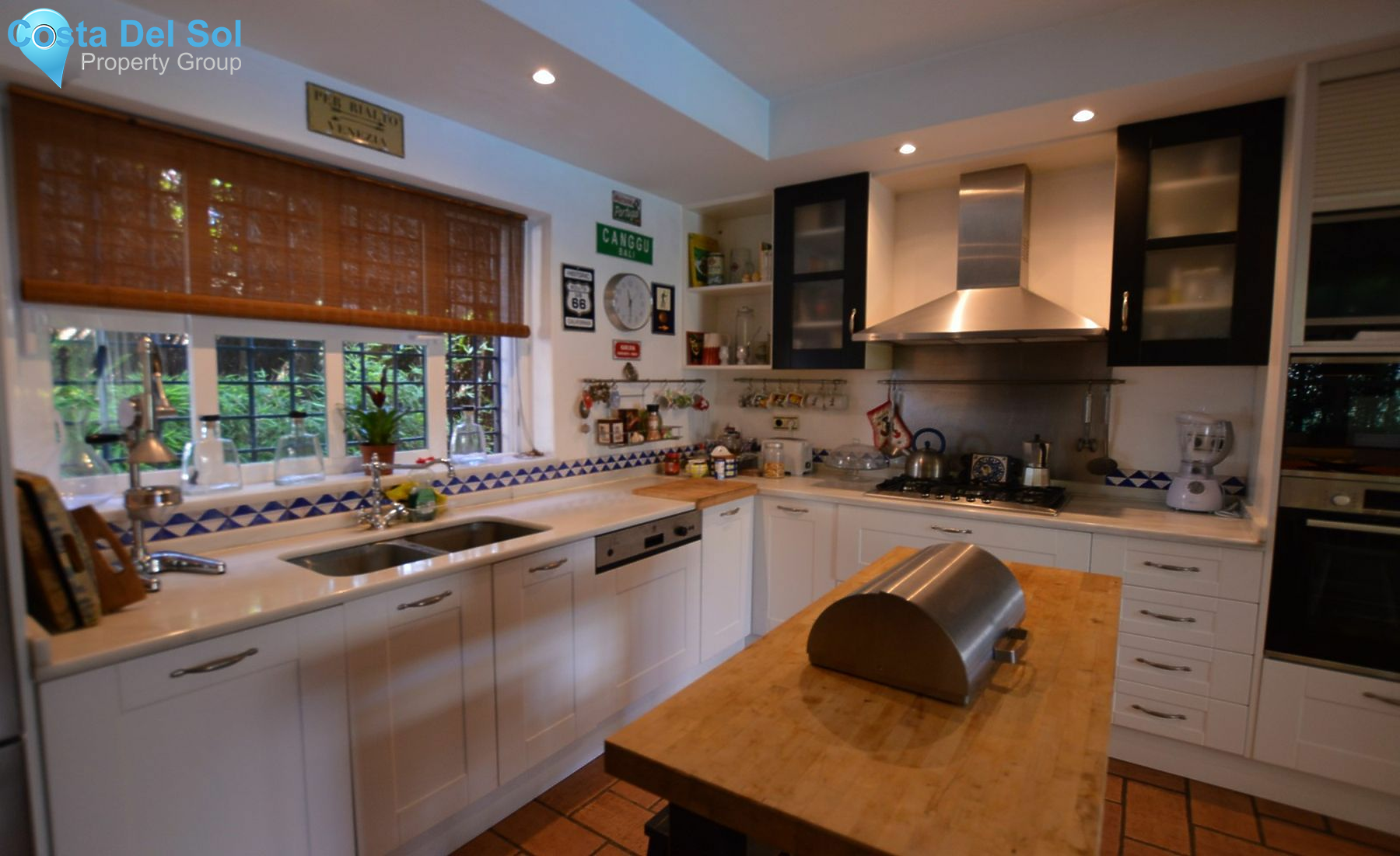 Detached Villa in Marbella-1391644