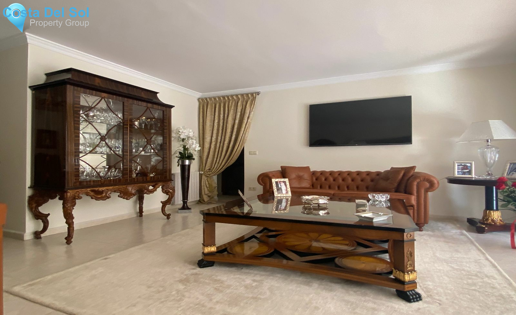 Detached Villa in Marbella-1466047