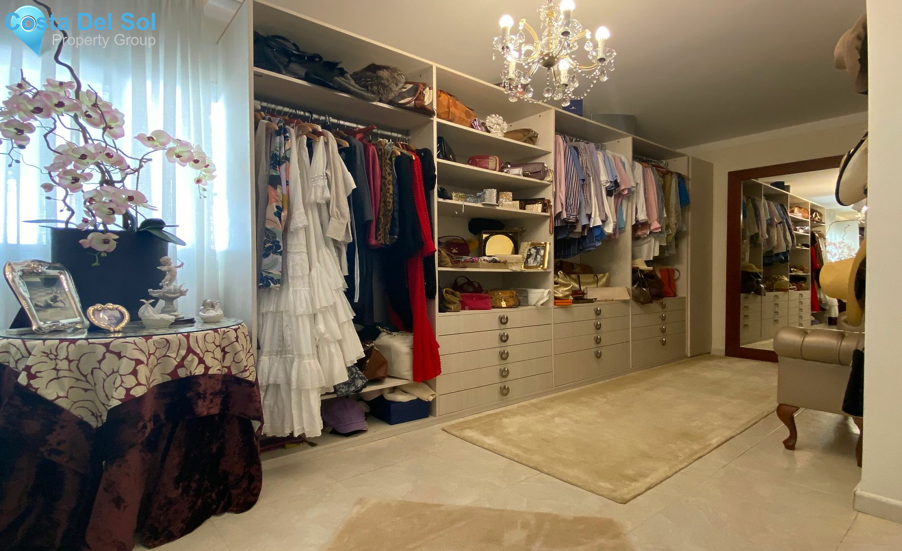 Detached Villa in Marbella-1466052