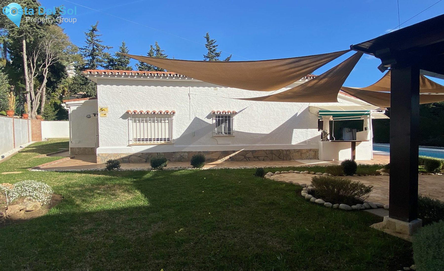 Detached Villa in Marbella-1466039