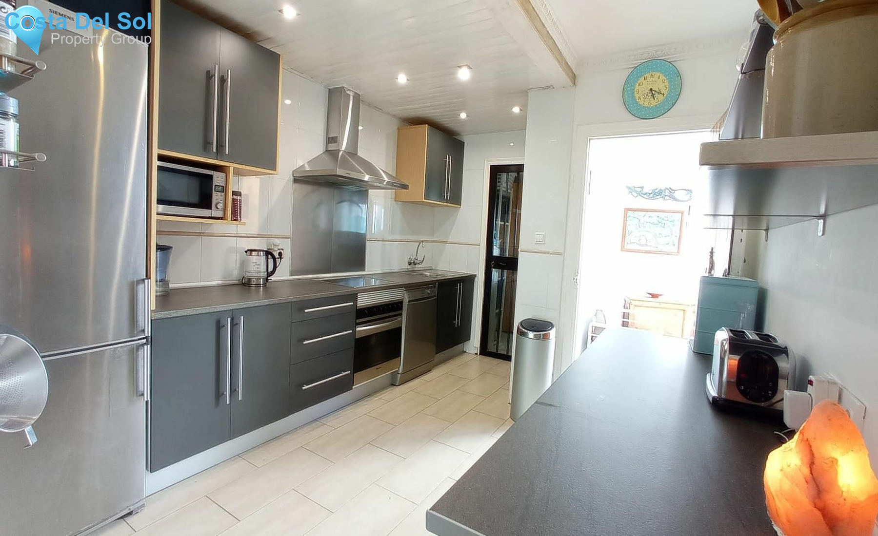 Detached Villa in Marbella-1484327