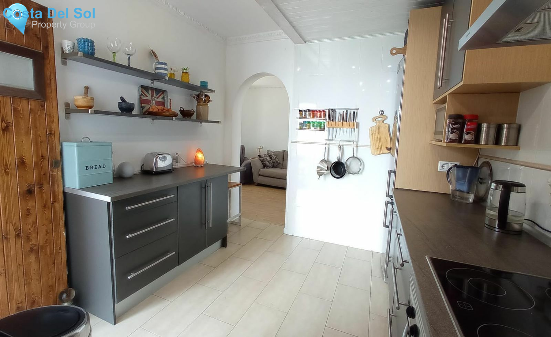 Detached Villa in Marbella-1484328