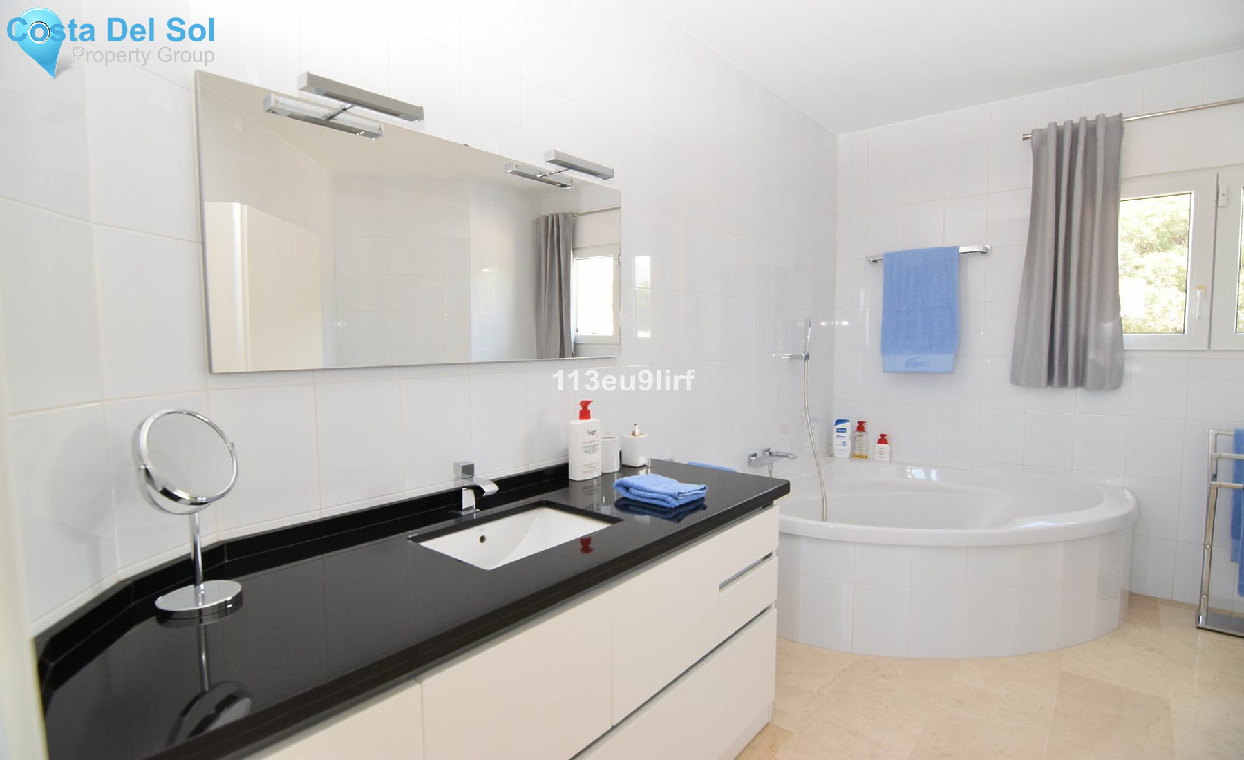 Detached Villa in Marbesa-1179714