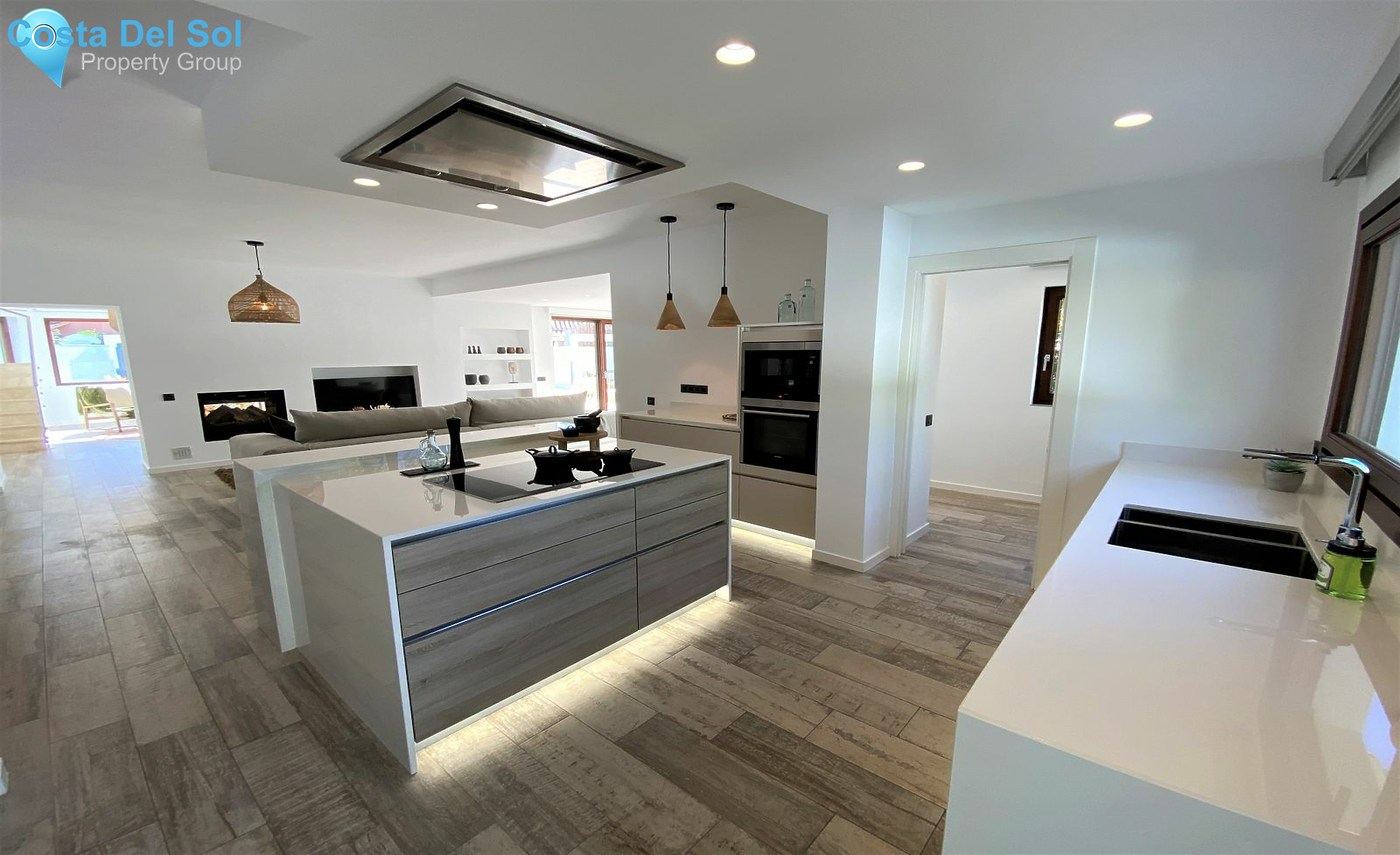 Detached Villa in Marbesa-1187417