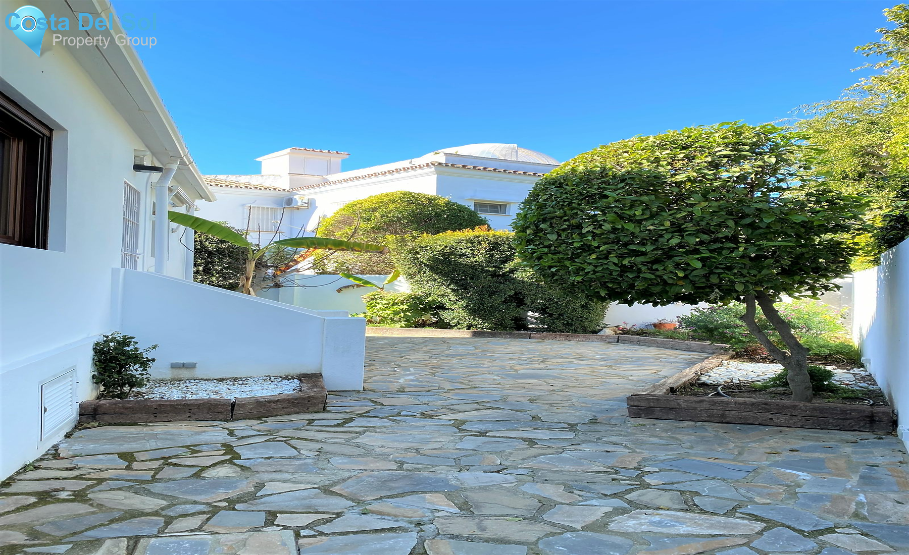 Detached Villa in Marbesa-1187403