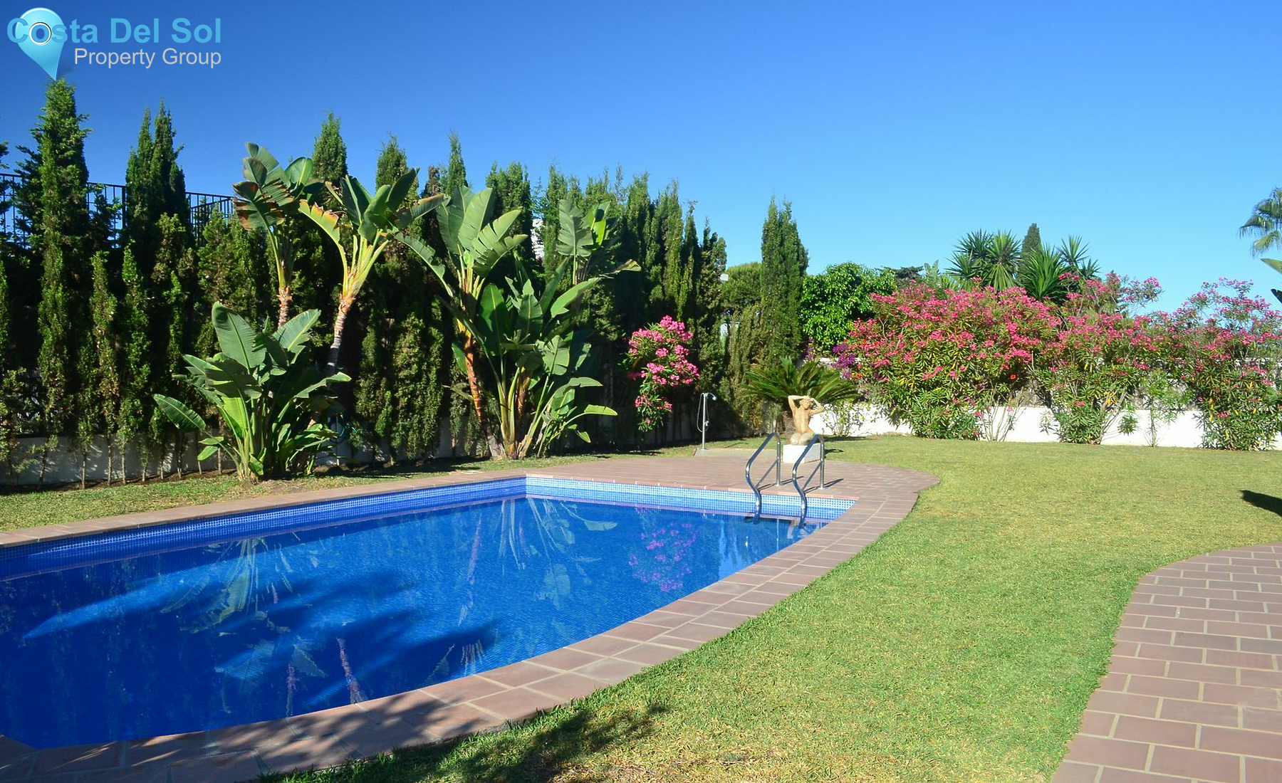 Detached Villa in Marbesa-1387795