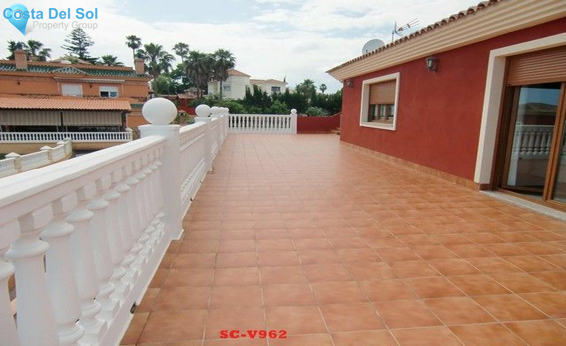 Detached Villa in Mijas Costa-1432182