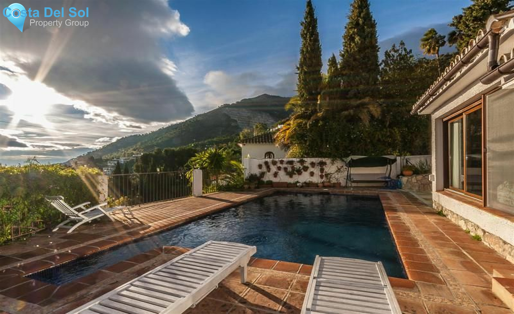 Detached Villa in Mijas-1136434