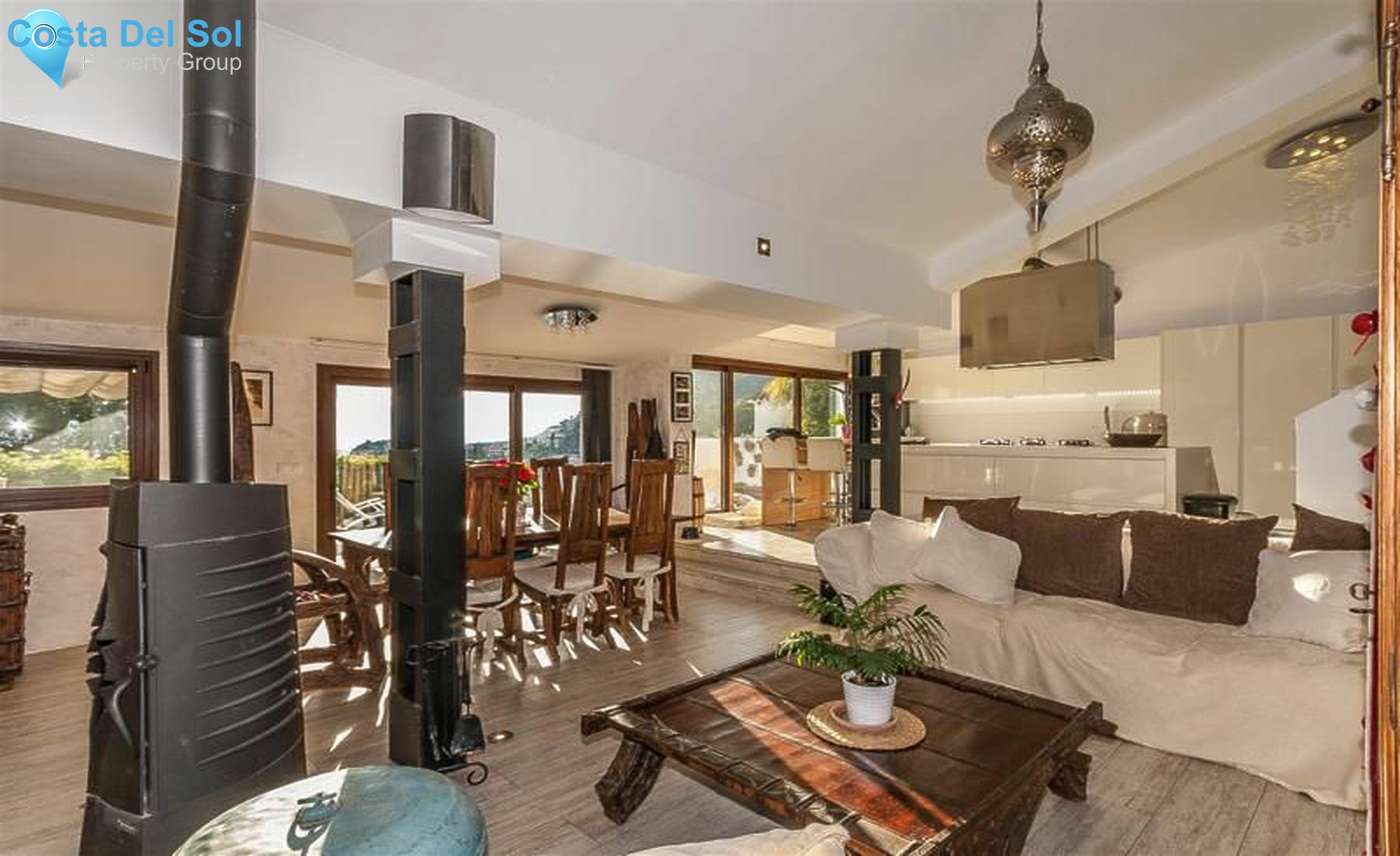 Detached Villa in Mijas-1136426