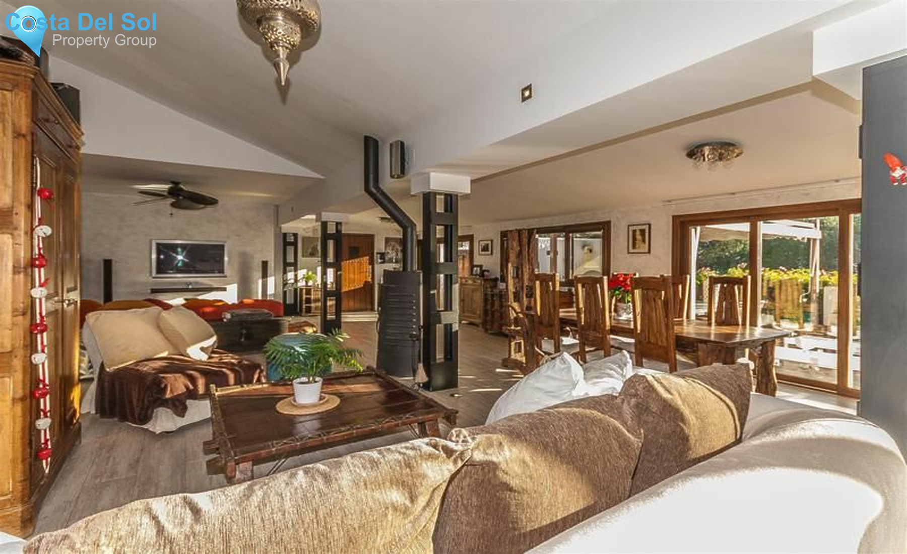 Detached Villa in Mijas-1136428