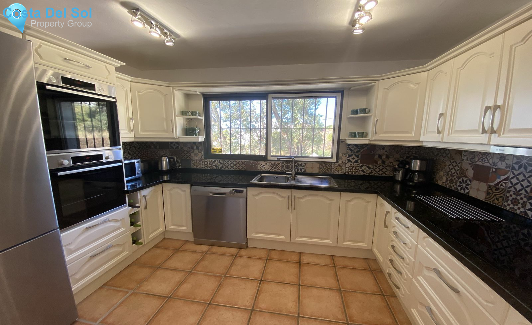 Detached Villa in Mijas-1197720