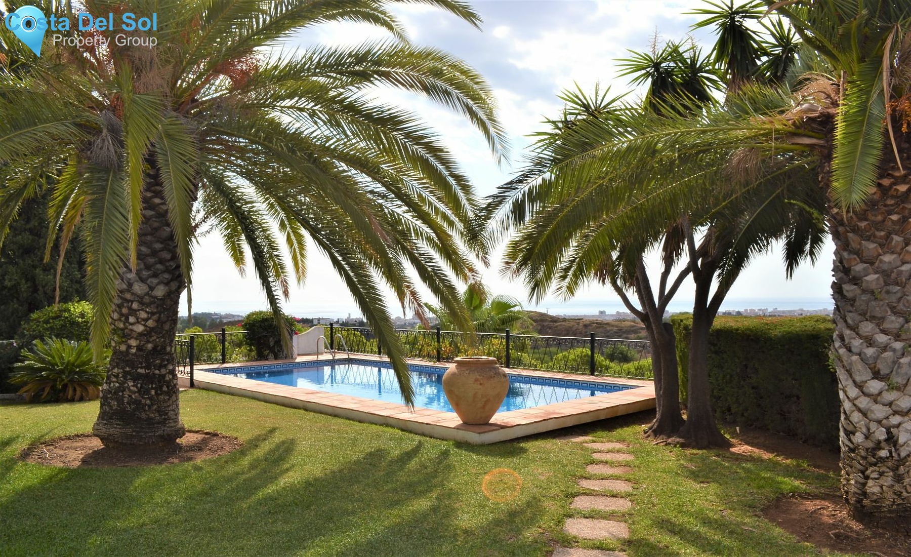Detached Villa in Mijas-1207262