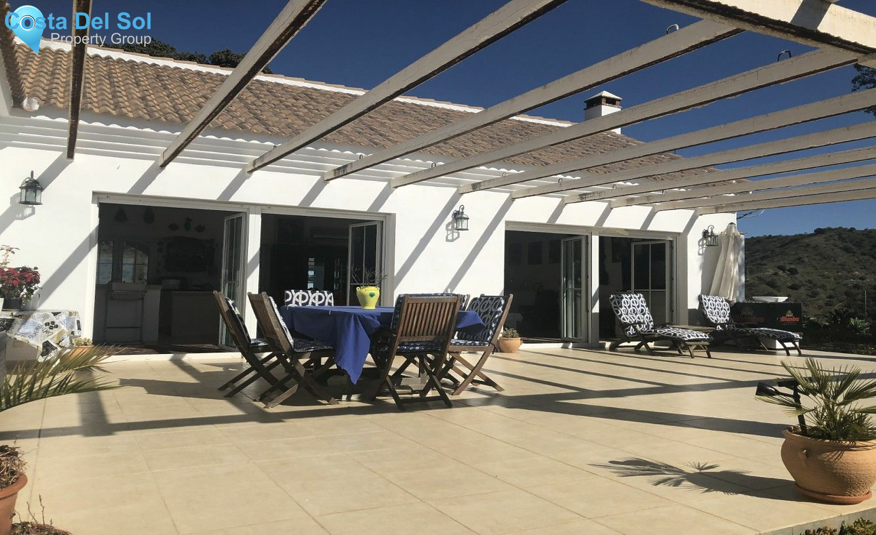 Detached Villa in Moclinejo-1230574