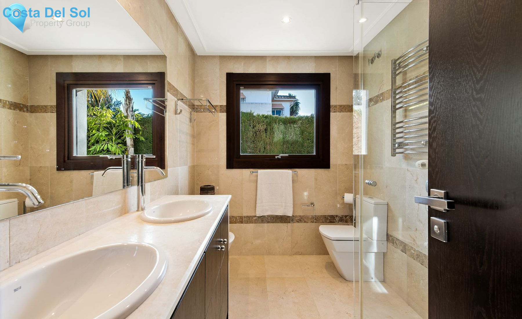 Detached Villa in Nueva Andalucía-1392506