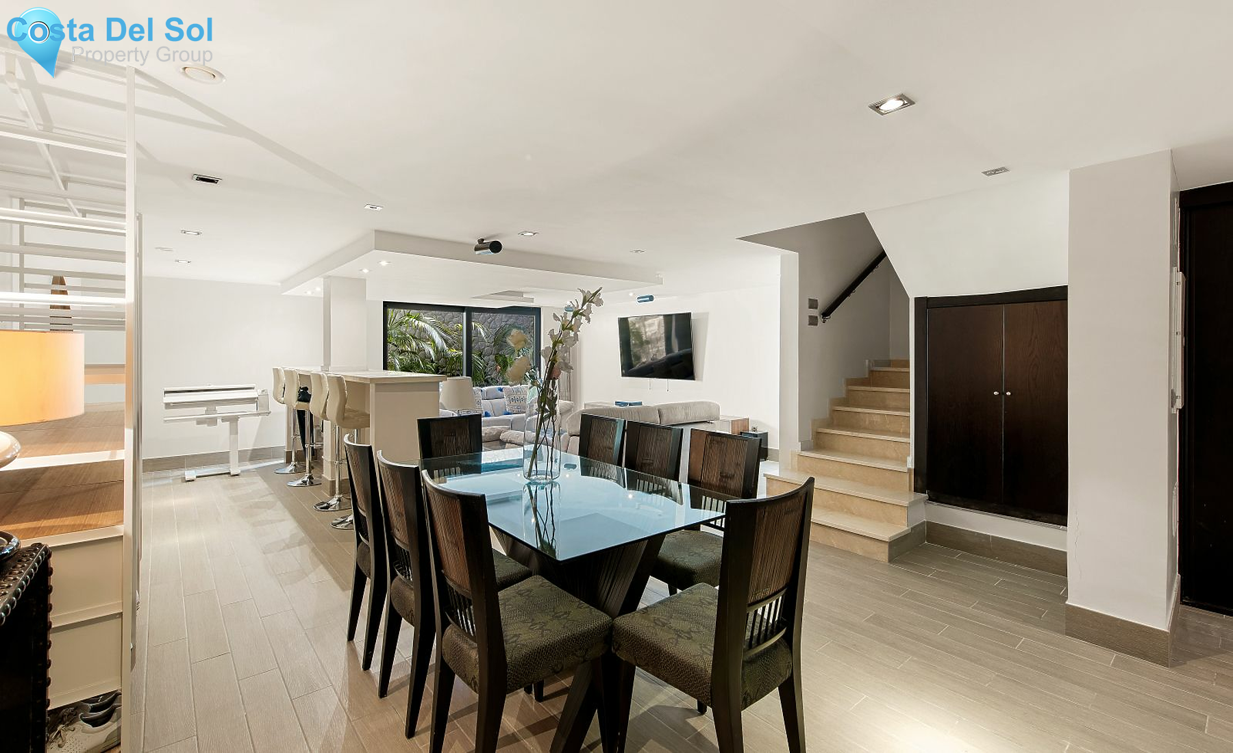 Detached Villa in Nueva Andalucía-1392509