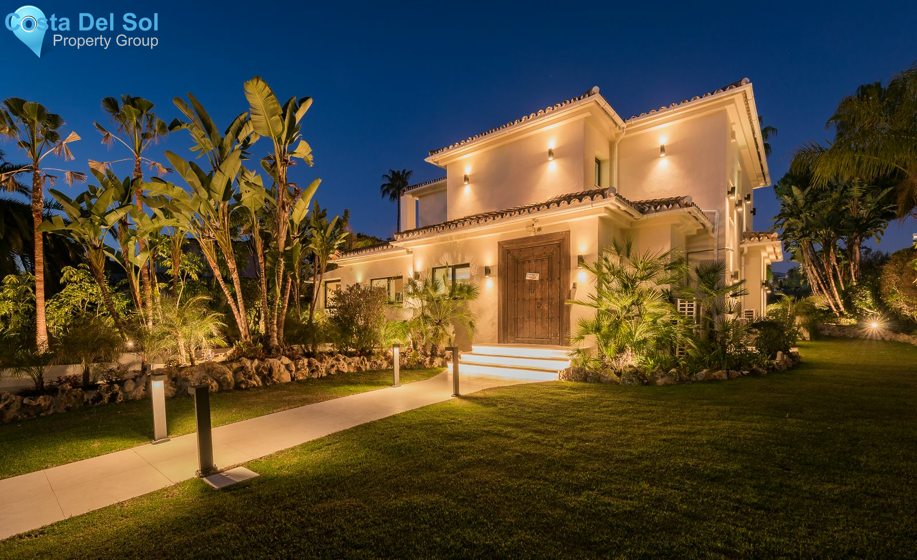 Detached Villa in Nueva Andalucía-1392513