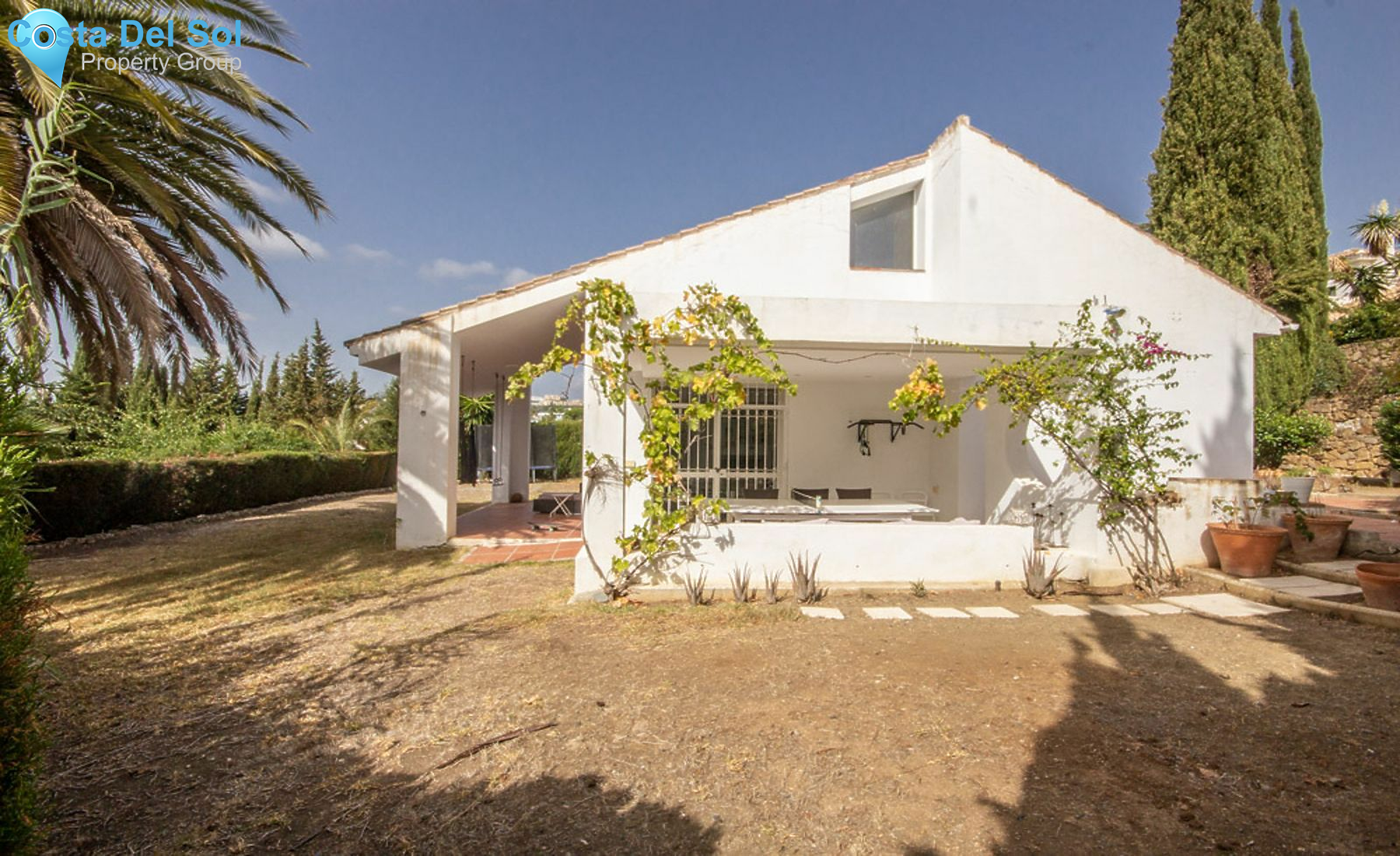 Detached Villa in Nueva Andalucía-1441857