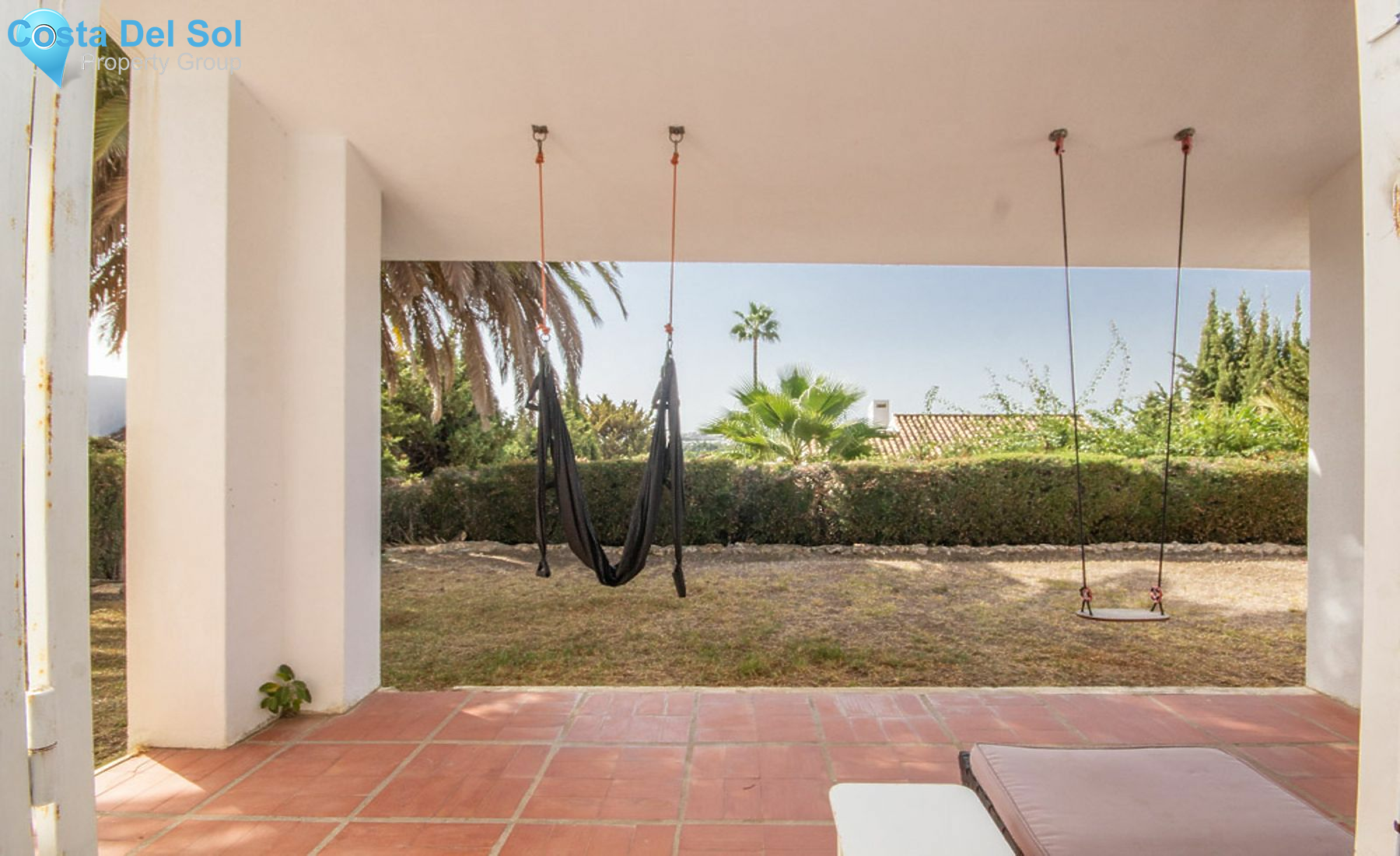Detached Villa in Nueva Andalucía-1441858