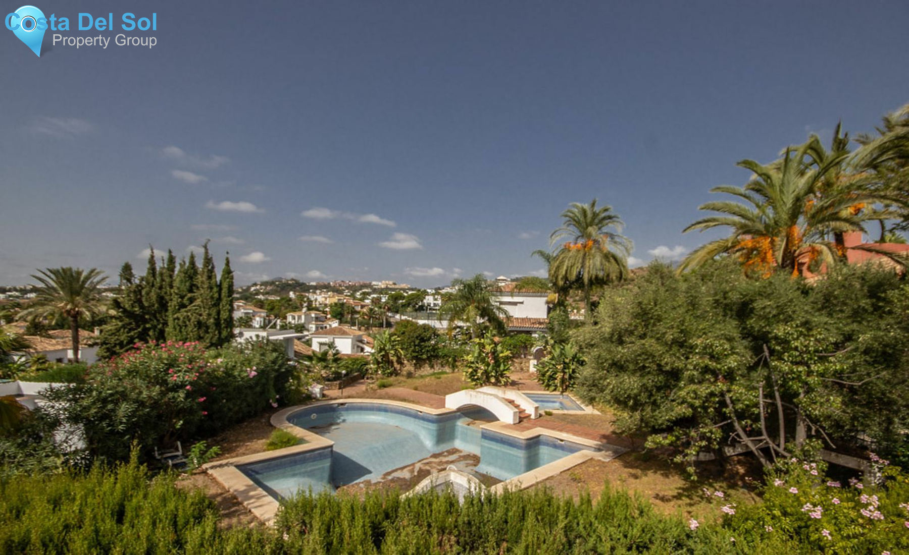 Detached Villa in Nueva Andalucía-1441863